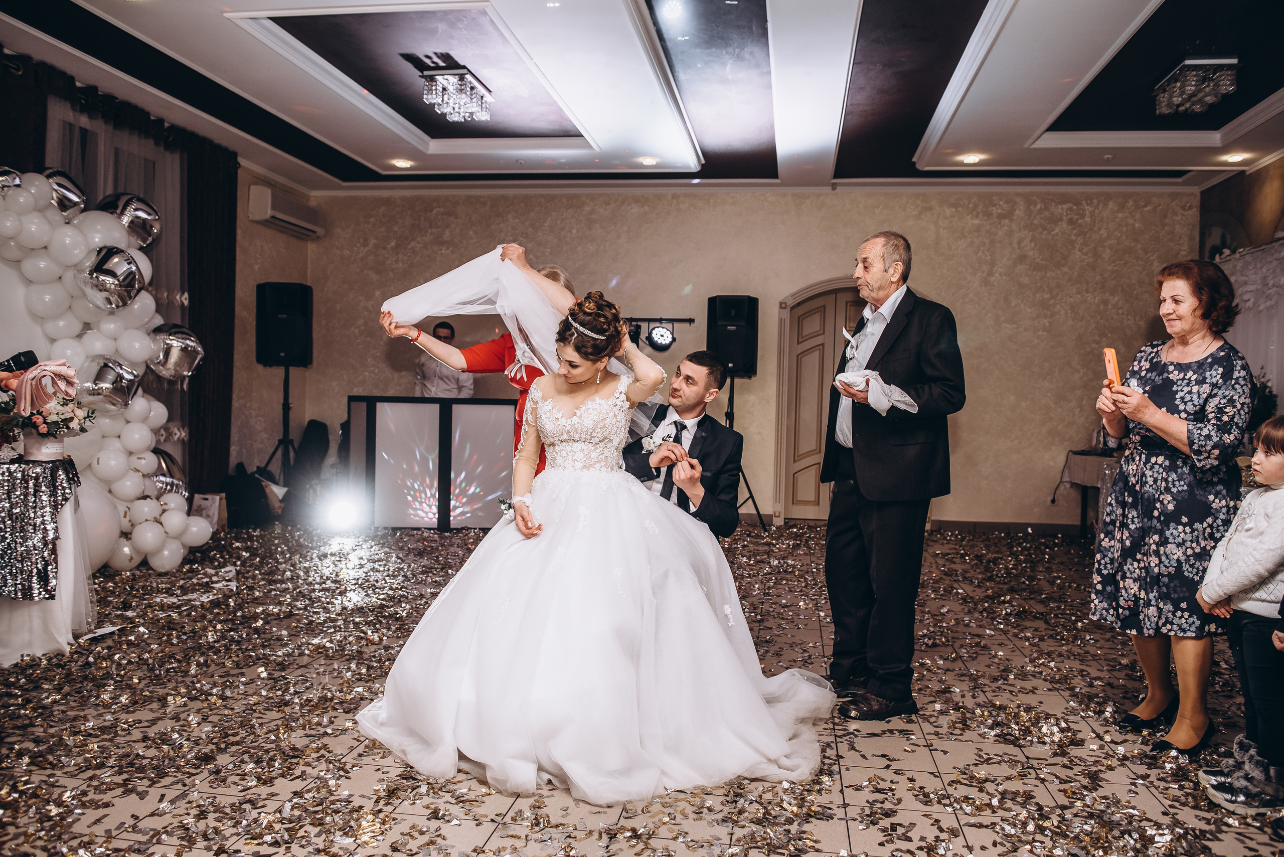 Весілля Юліі та Міши. Весільний та сімейний фотограф Україна