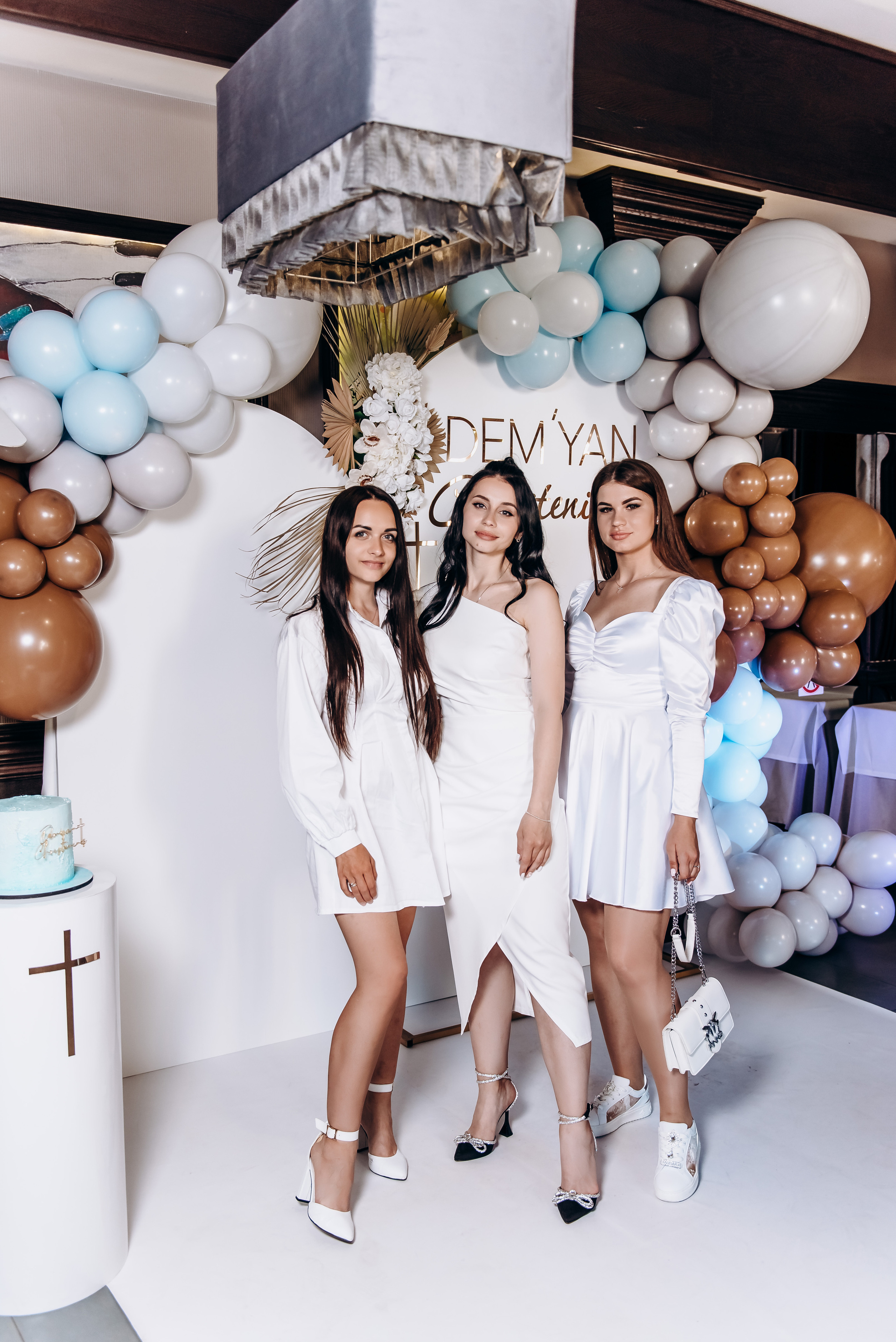 Хрещення Дем"яна. Весільний та сімейний фотограф Україна