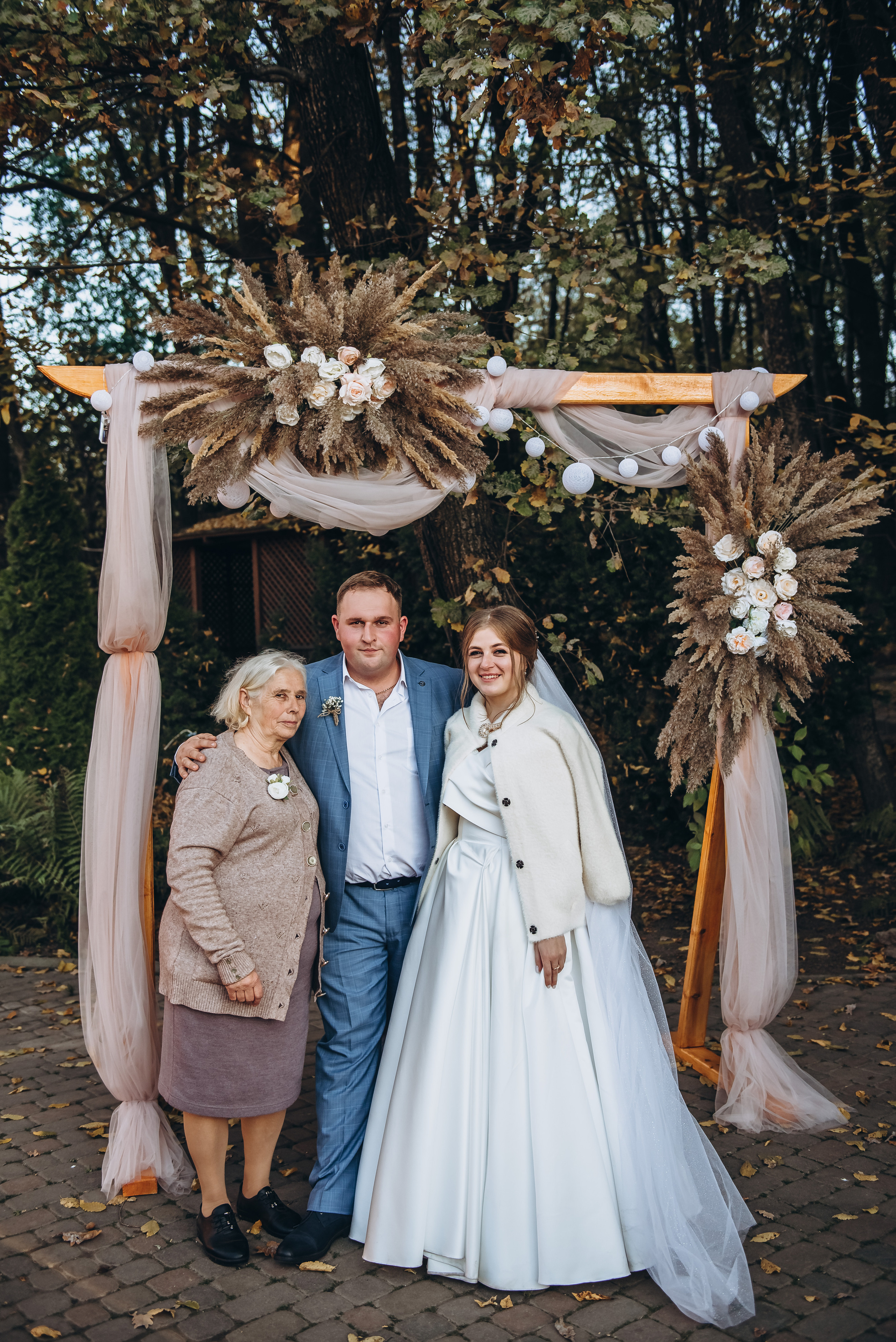 Мар*яна та Віталій (анонс). Весільний та сімейний фотограф Україна