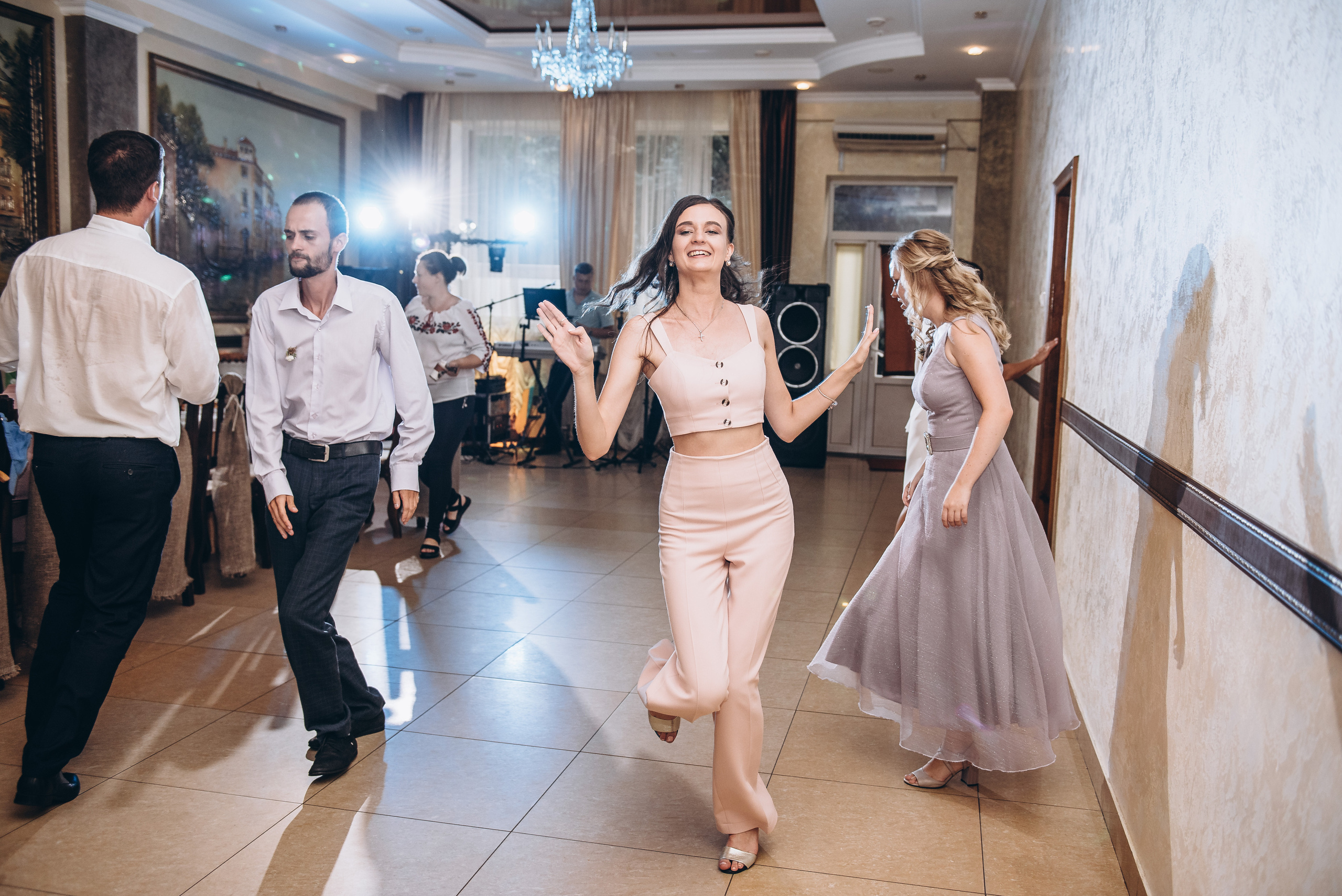 Весілля Юліі та Вови. Весільний та сімейний фотограф Україна