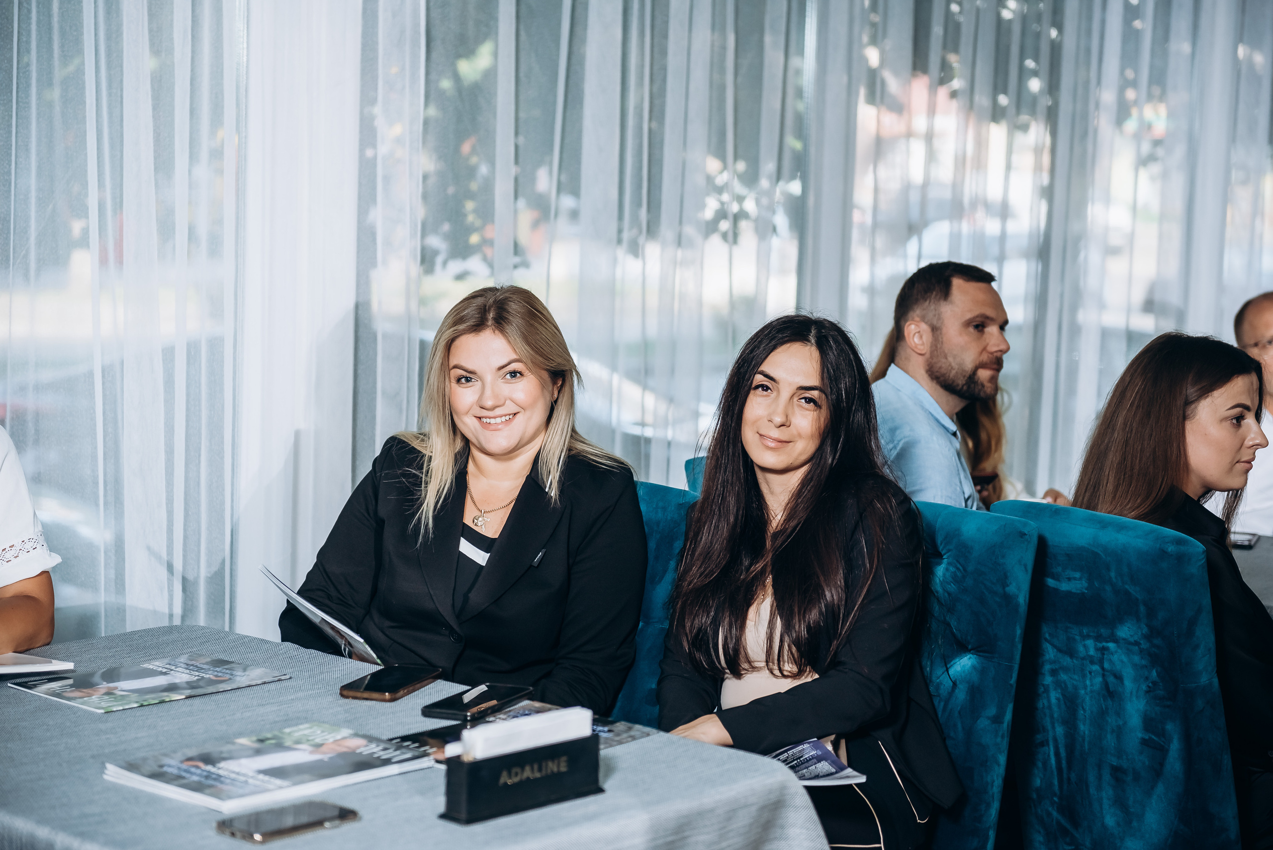 Журнал «Рівняни». Весільний та сімейний фотограф Україна