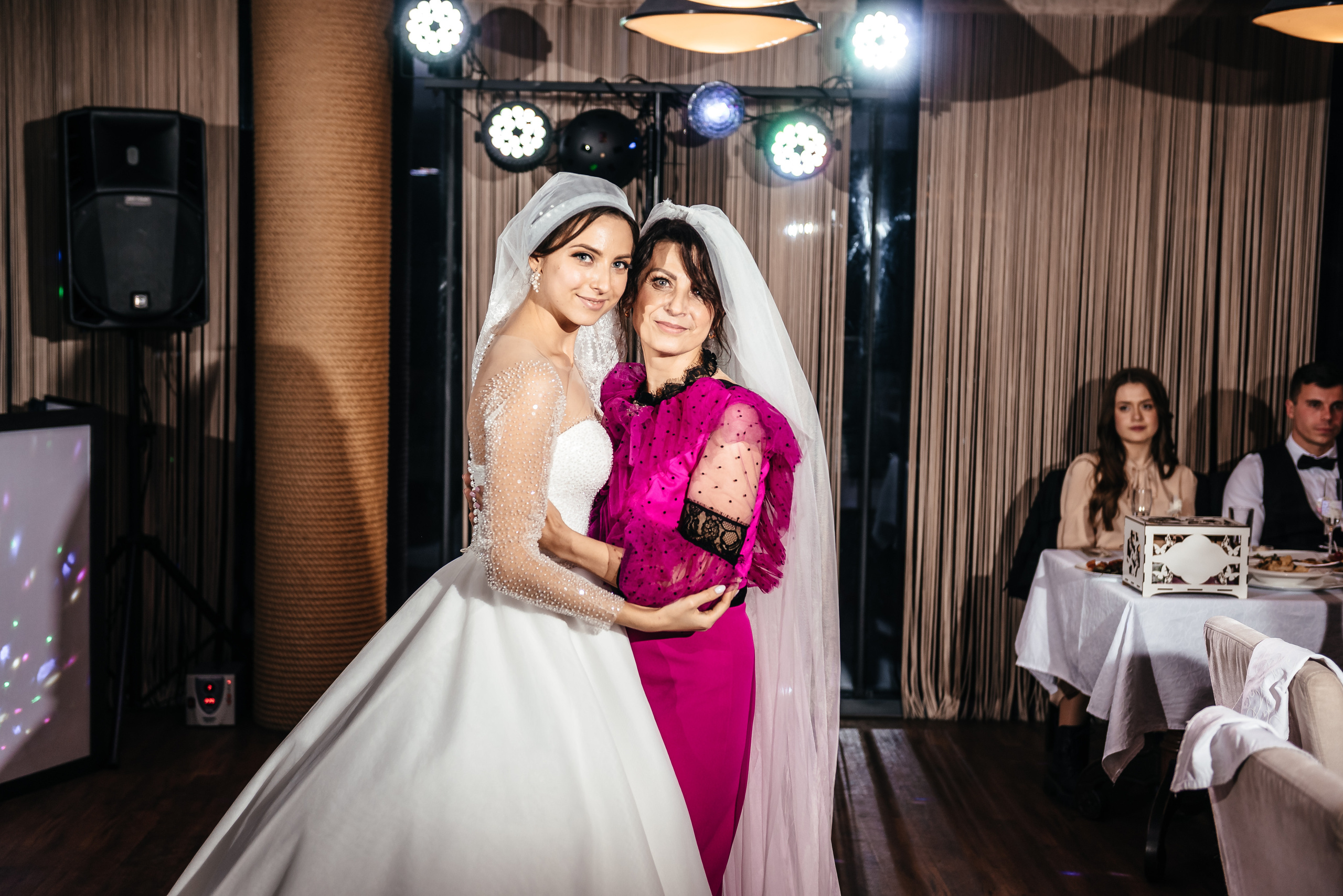 Юлія та Сергій (анонс). Весільний та сімейний фотограф Україна