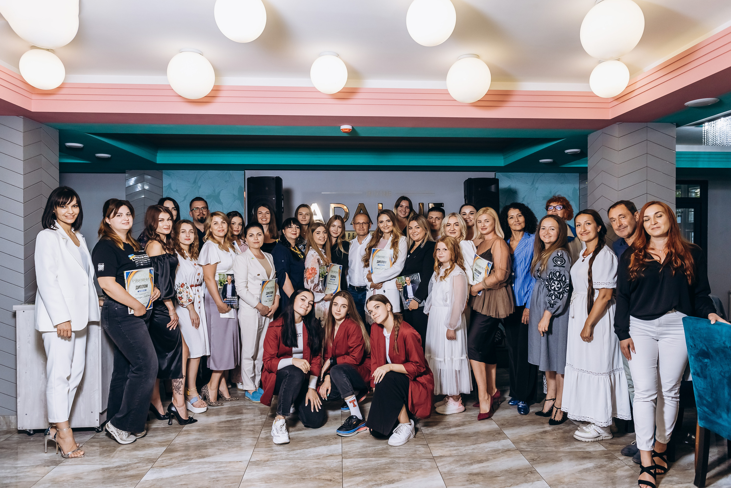 Журнал «Рівняни». Весільний та сімейний фотограф Україна