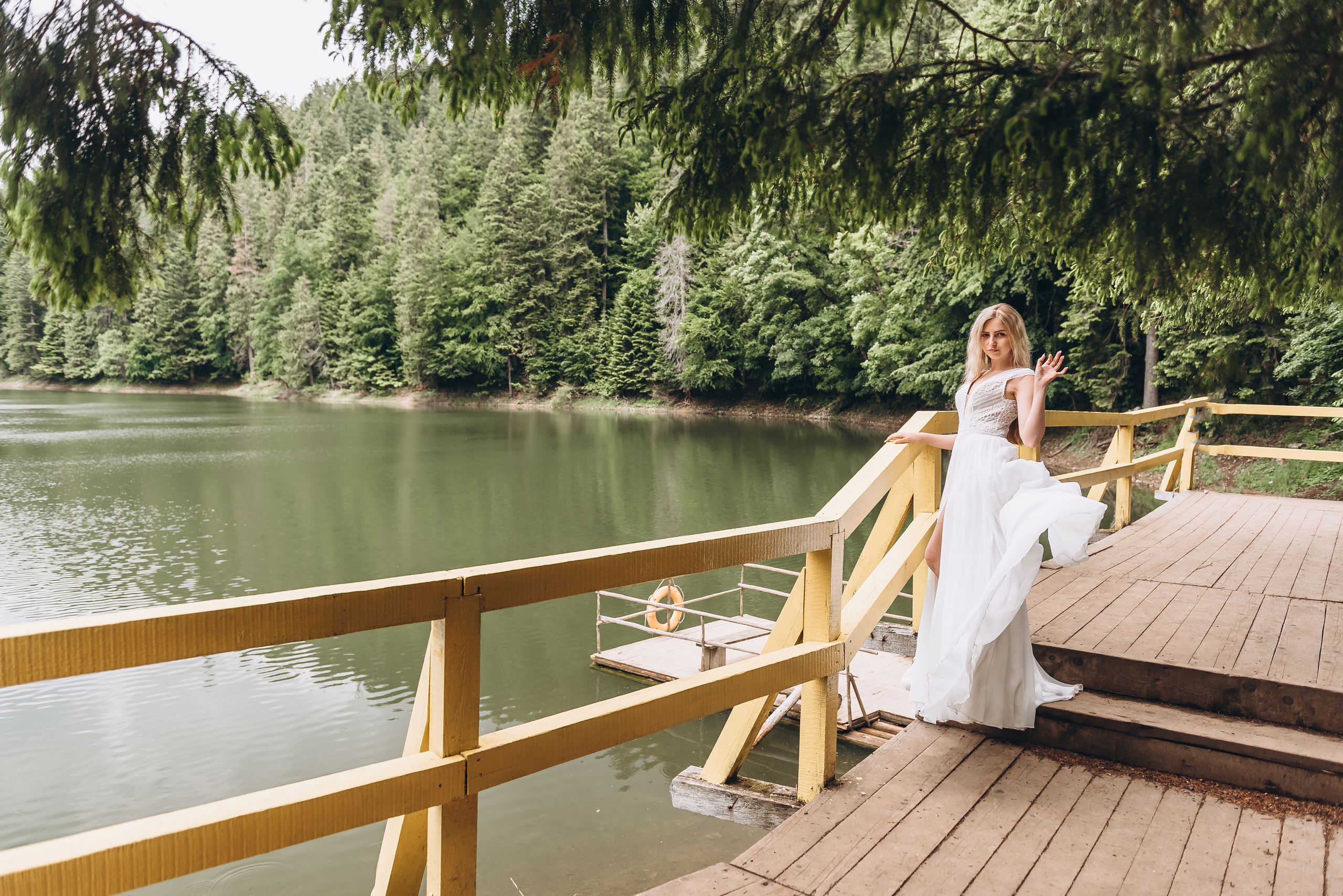 Історія кохання Ані та Максима озеро Синевір. Весільний та сімейний фотограф Україна