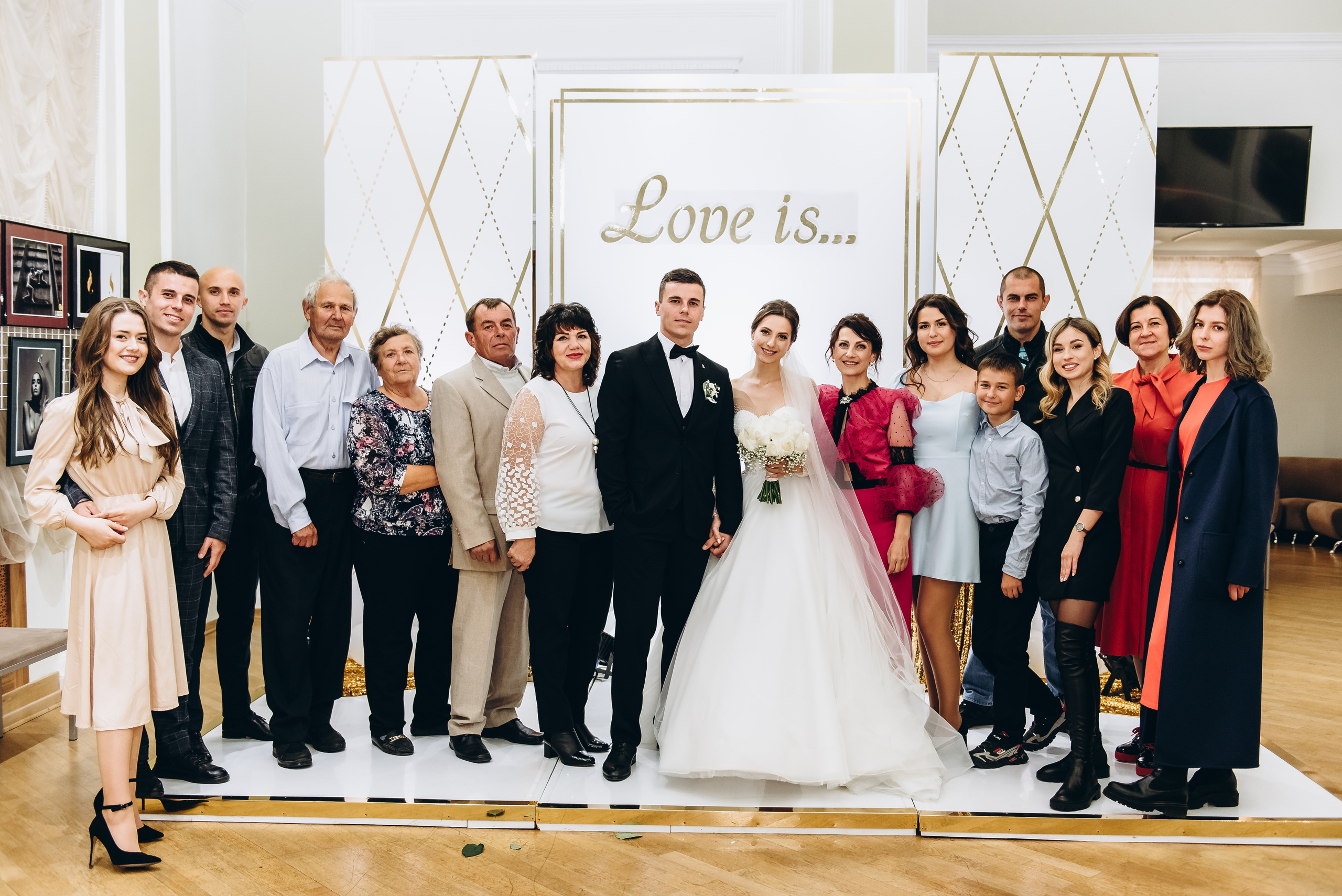 Юлія та Сергій (анонс). Весільний та сімейний фотограф Україна