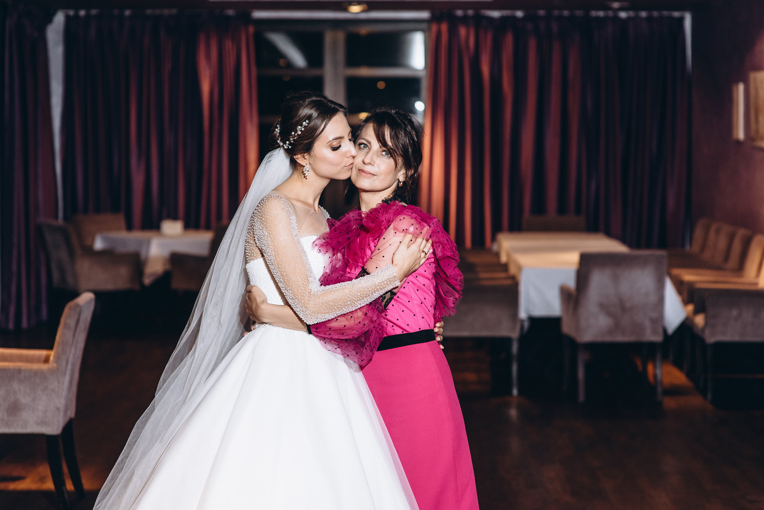 Юлія та Сергій (анонс). Весільний та сімейний фотограф Україна