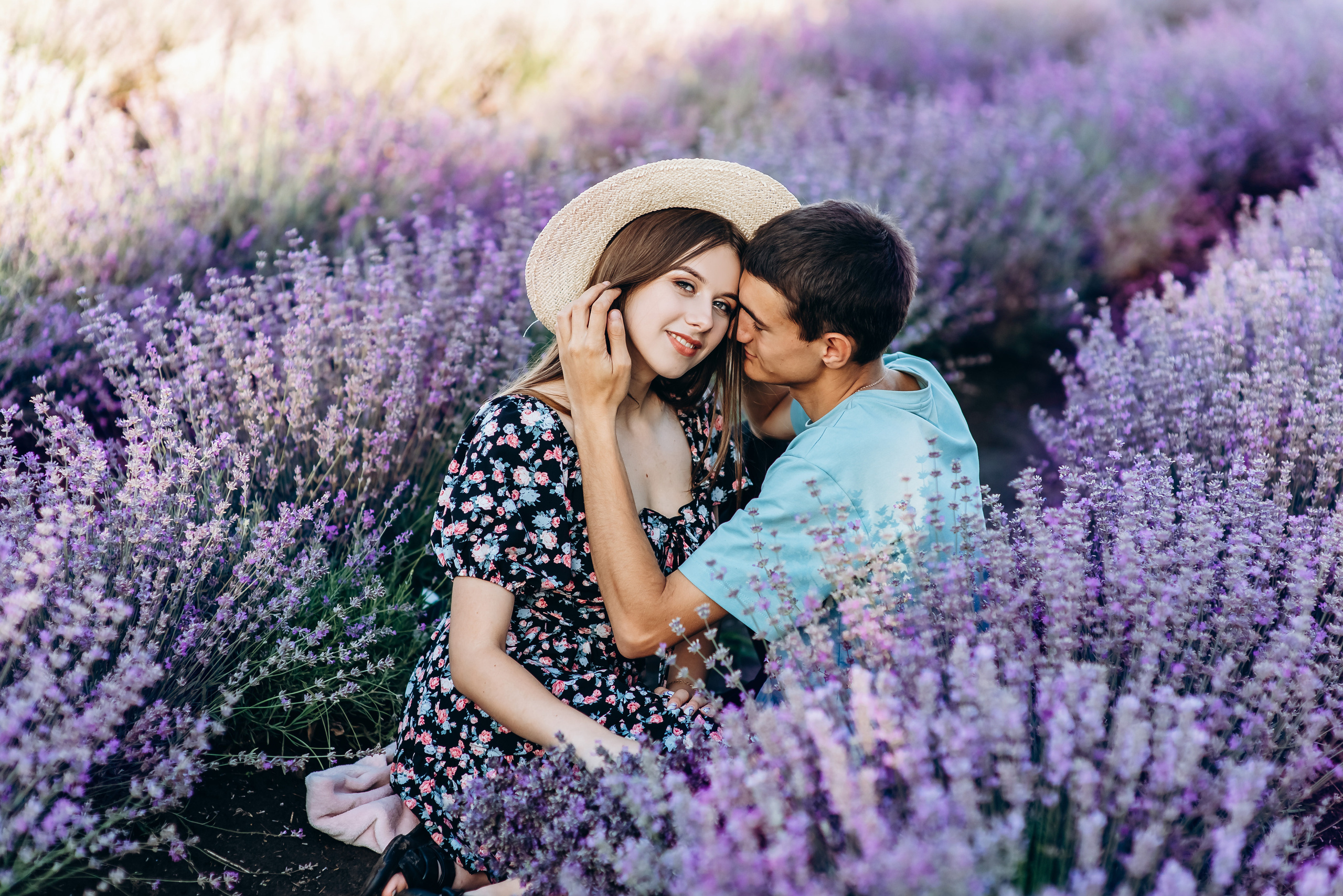 Таня і Діма лаванда. Весільний та сімейний фотограф Україна