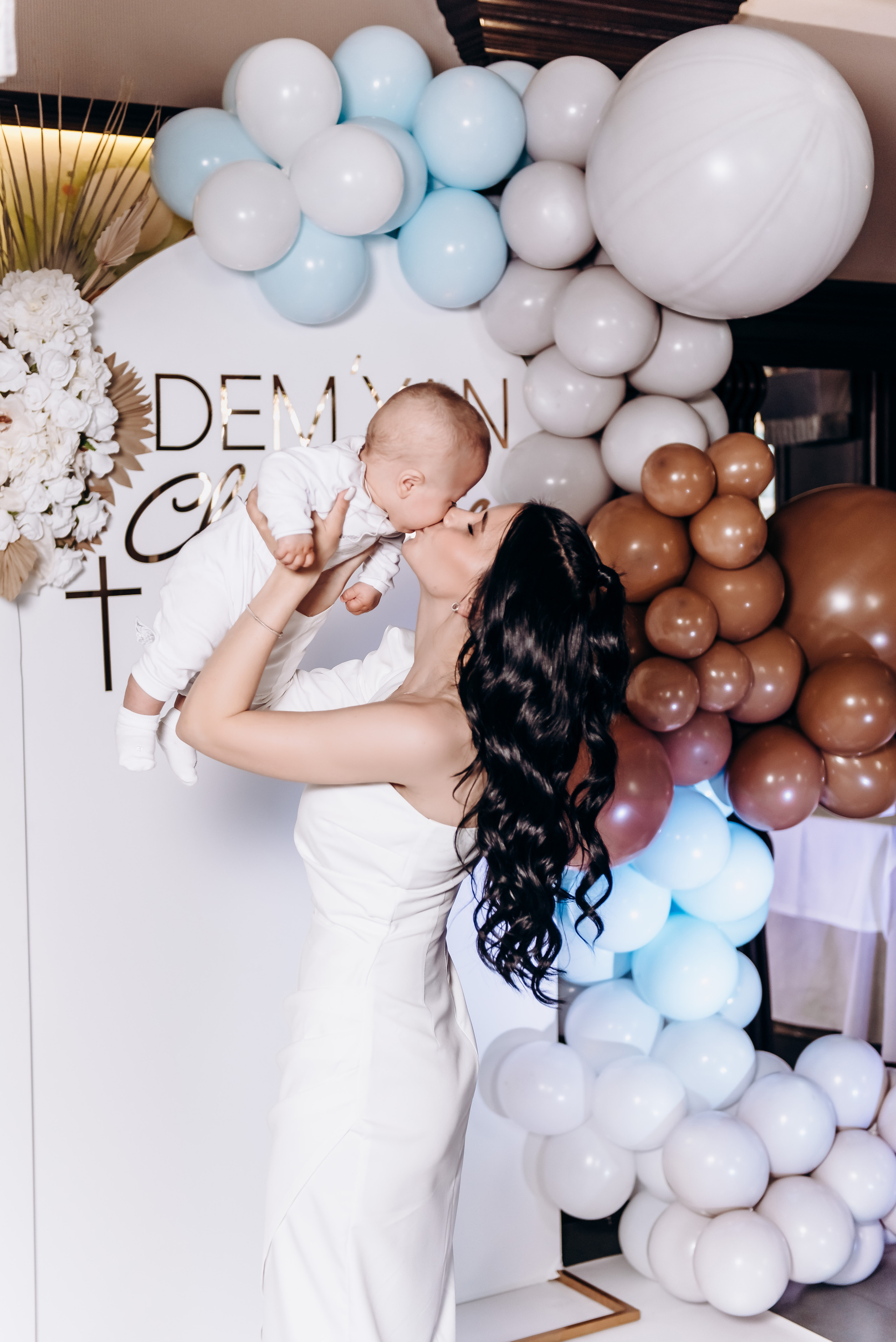 Хрещення Дем"яна. Весільний та сімейний фотограф Україна