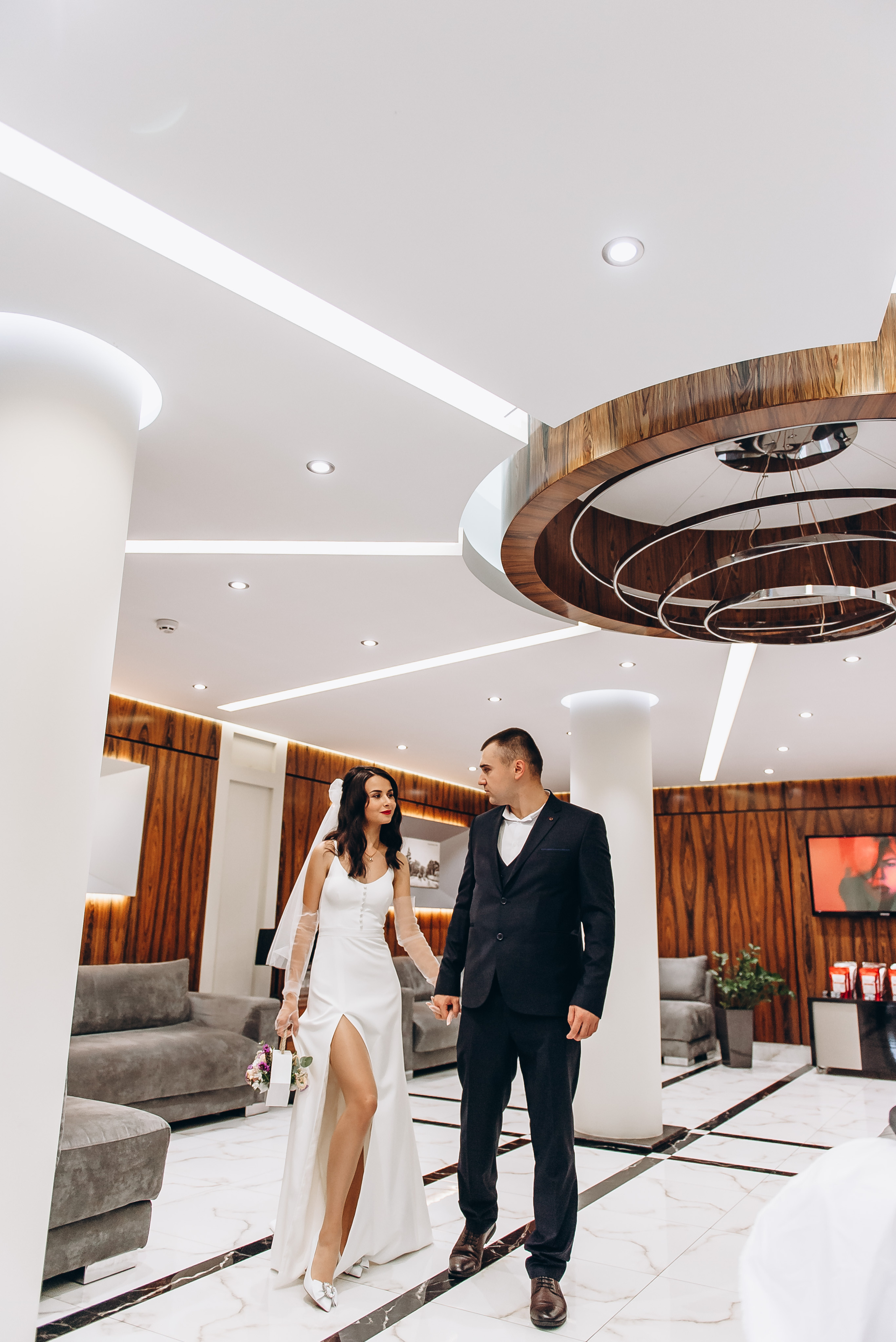 Вінчання Вікторіі та Валерія. Весільний та сімейний фотограф Україна