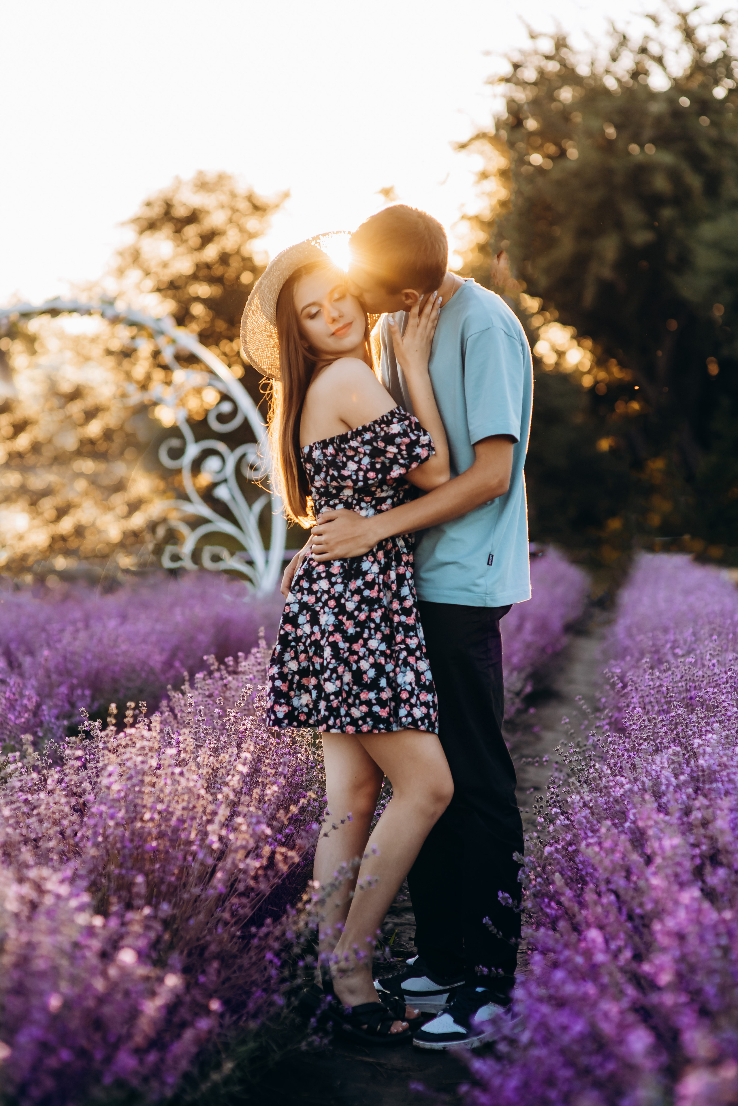 Таня і Діма лаванда. Весільний та сімейний фотограф Україна