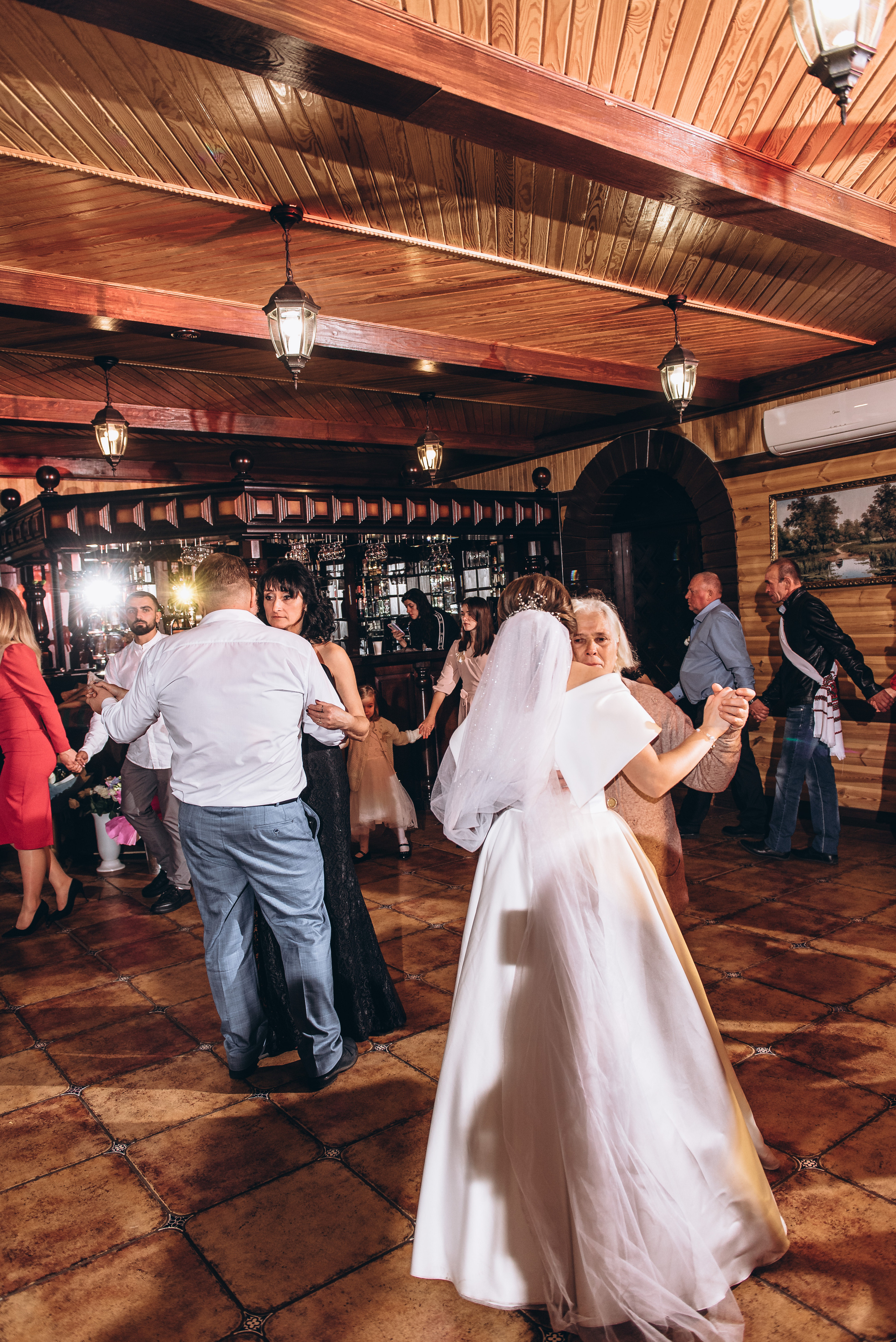 Весілля Марьяни та Віталія. Весільний та сімейний фотограф Україна