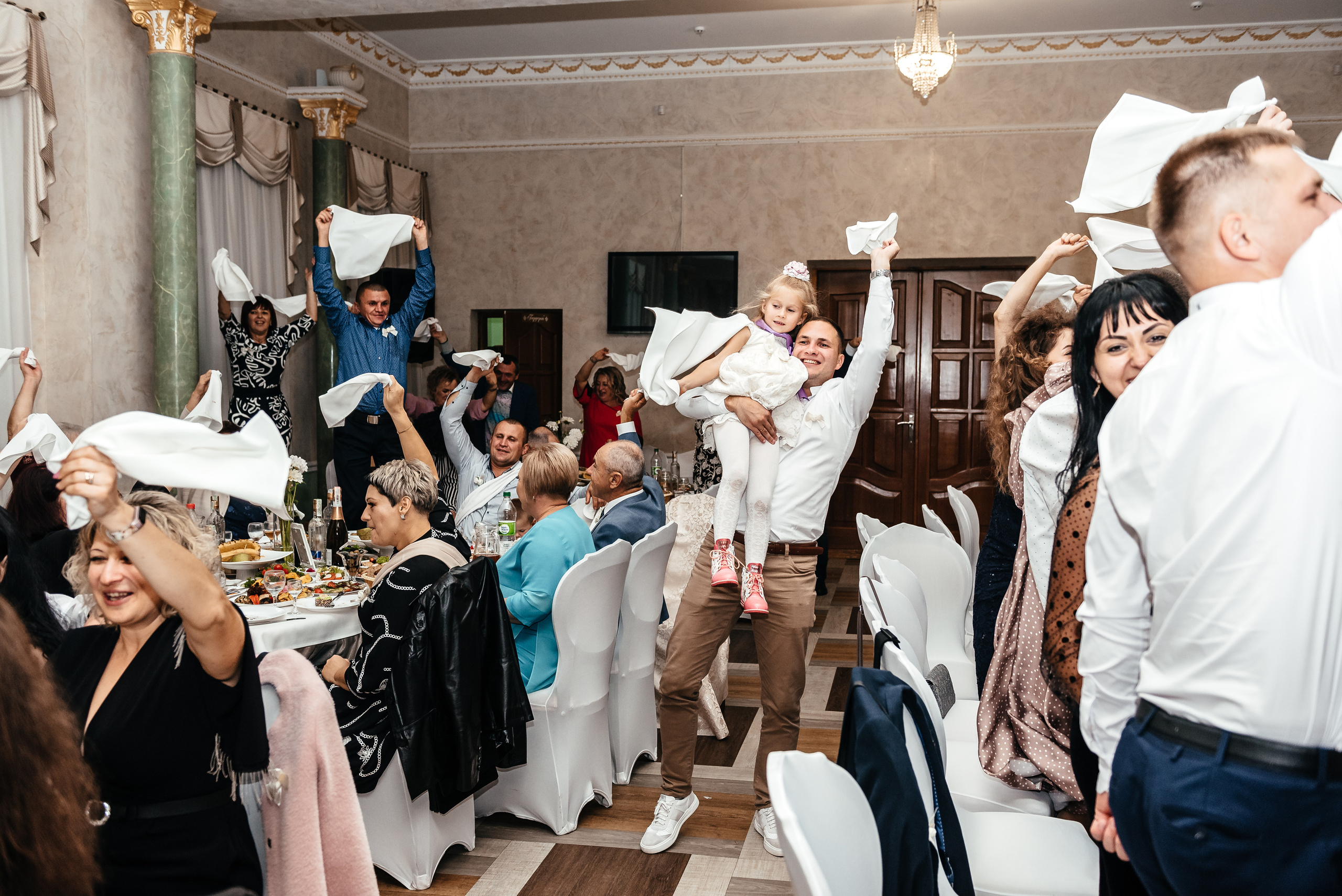 Аня та Кирил весілля. Весільний та сімейний фотограф Україна