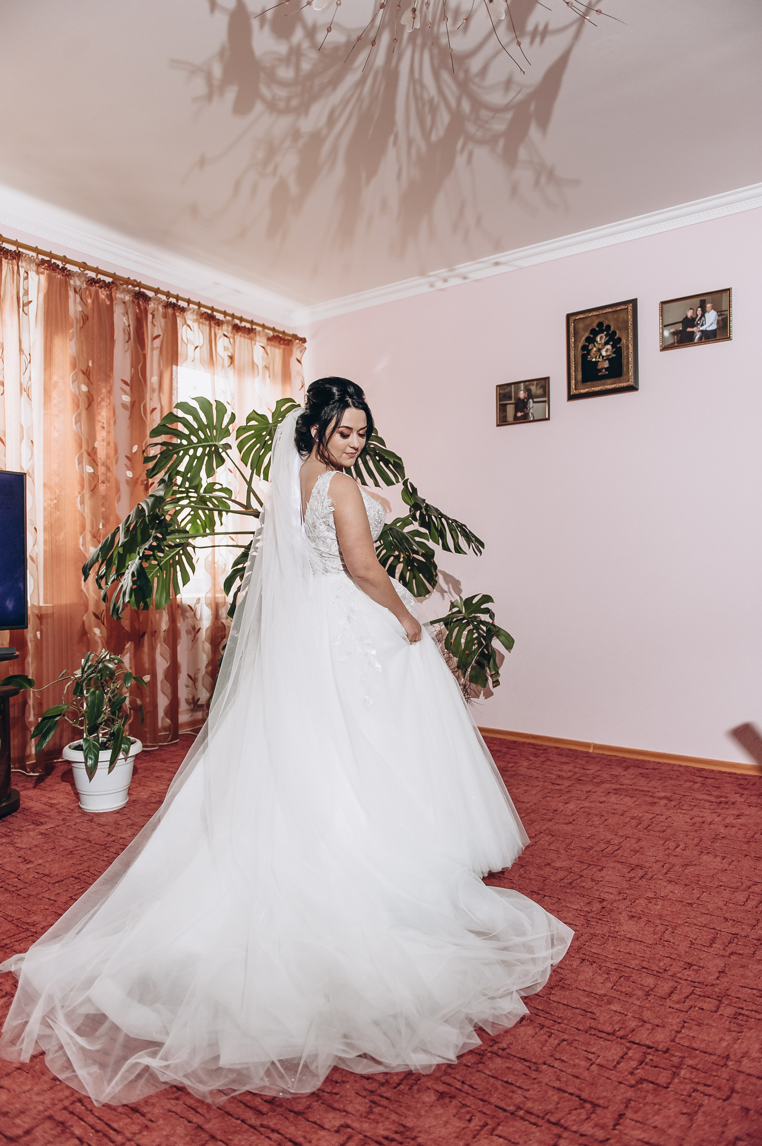 Аня та Кирил весілля. Весільний та сімейний фотограф Україна