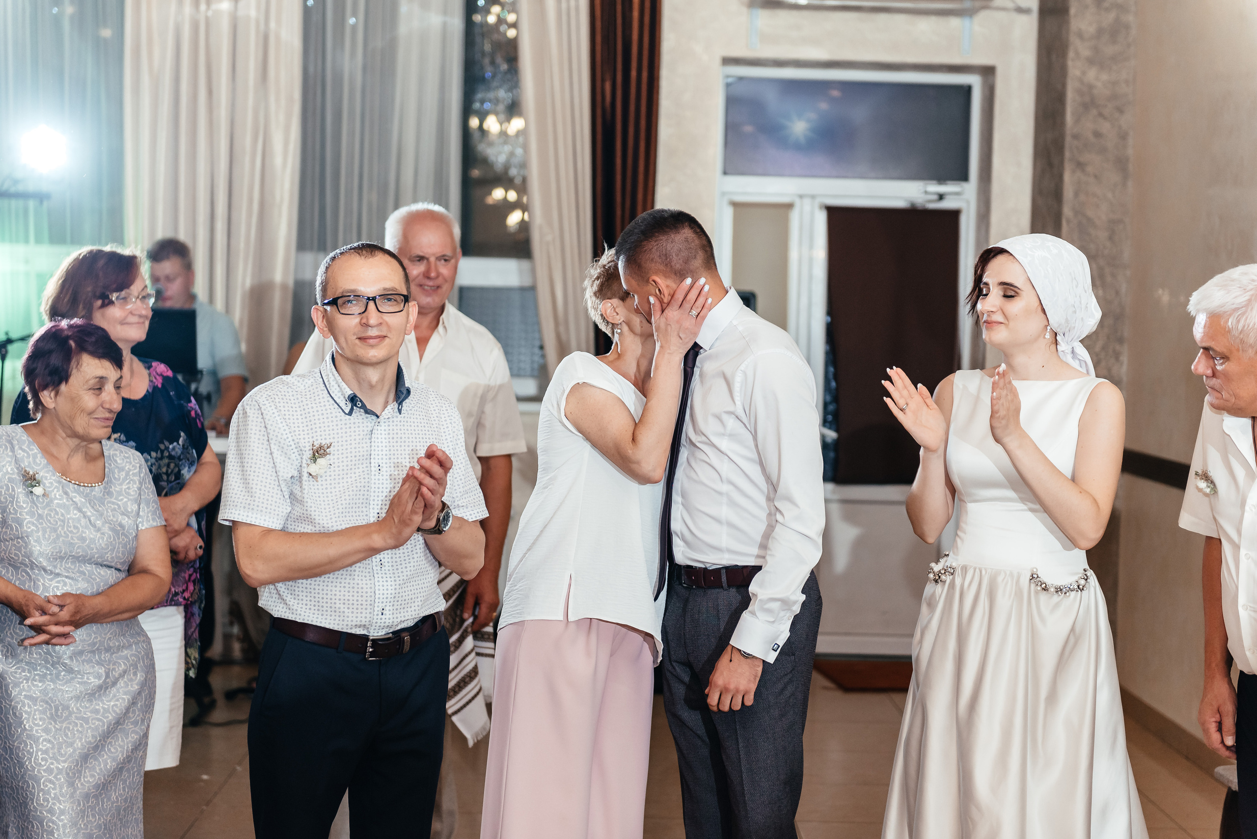 Весілля Юліі та Вови. Весільний та сімейний фотограф Україна