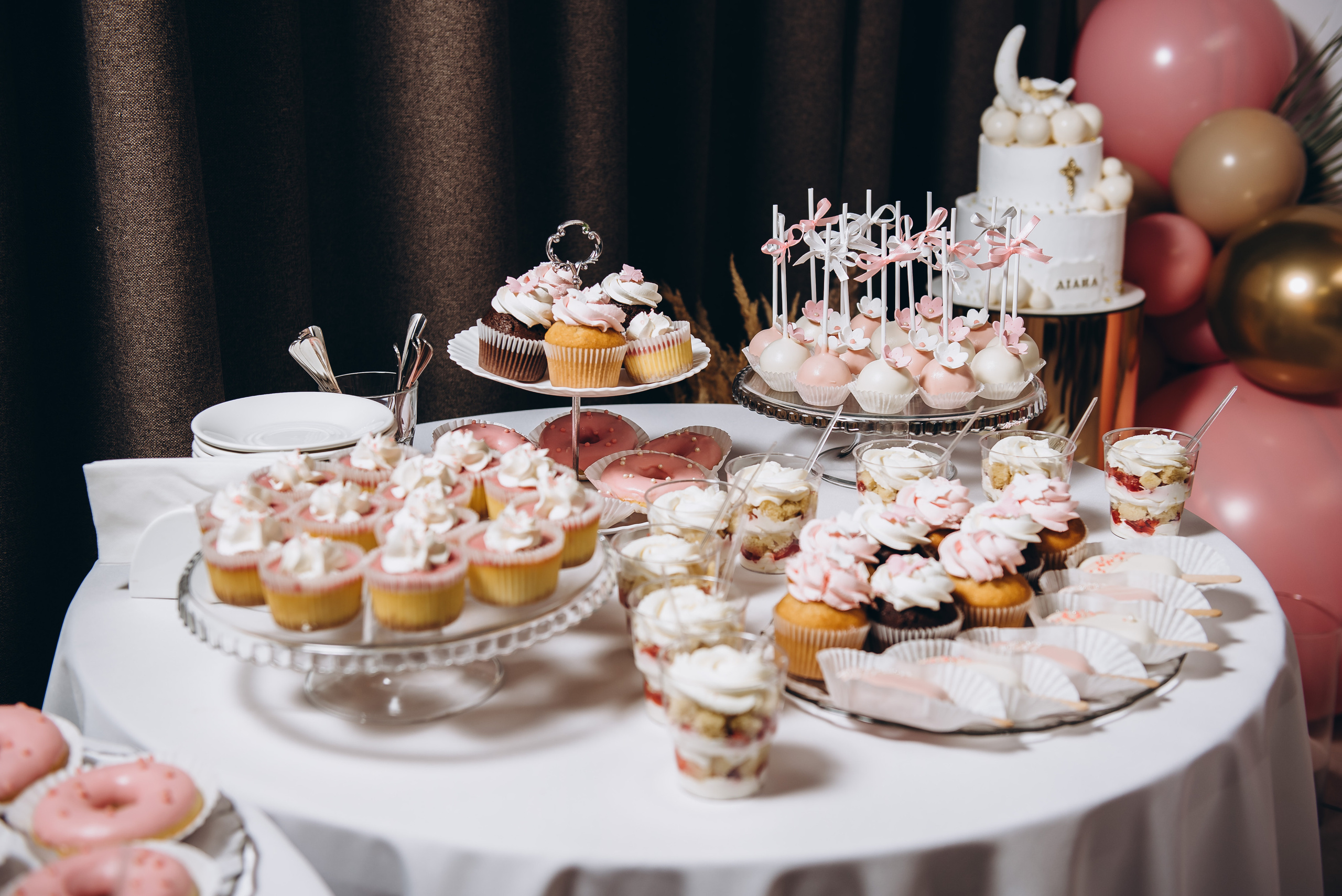 Таінство хрещення. Весільний та сімейний фотограф Україна