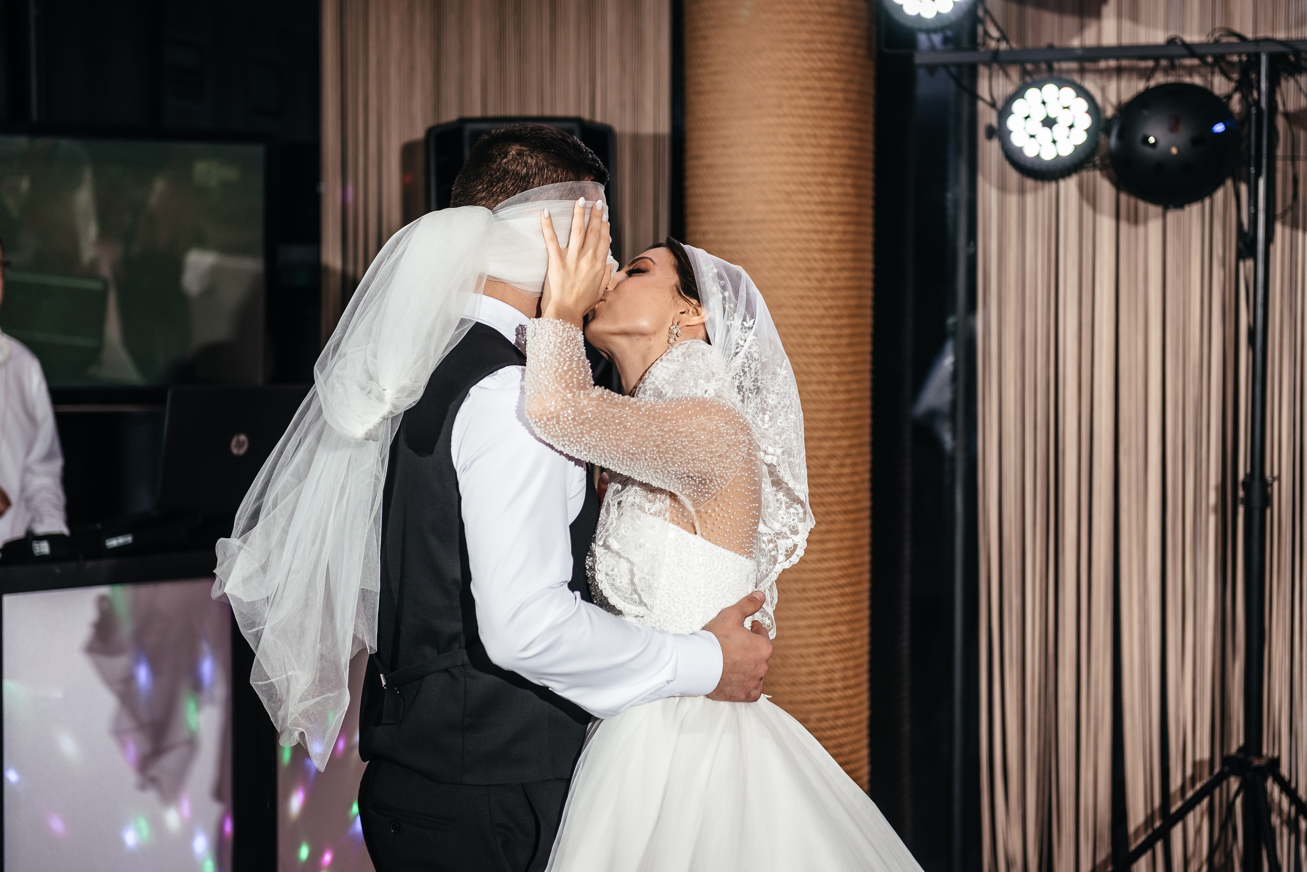 Юлія та Сергій (анонс). Весільний та сімейний фотограф Україна