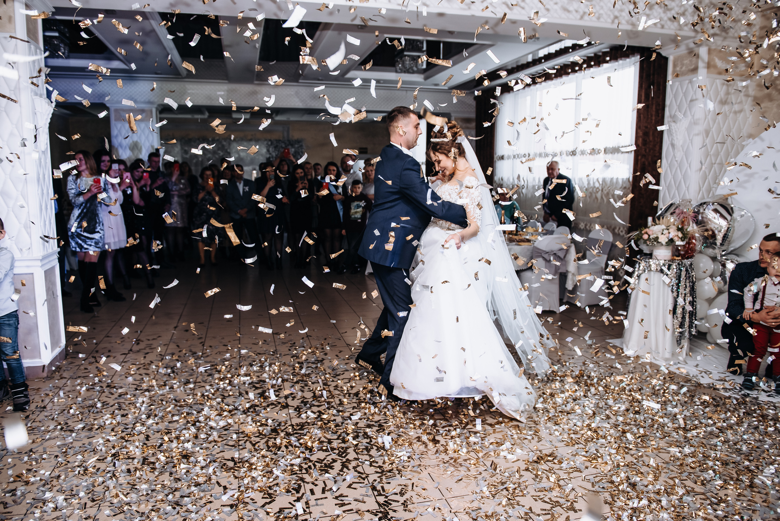 Весільна фотосесія. Весільний та сімейний фотограф Україна