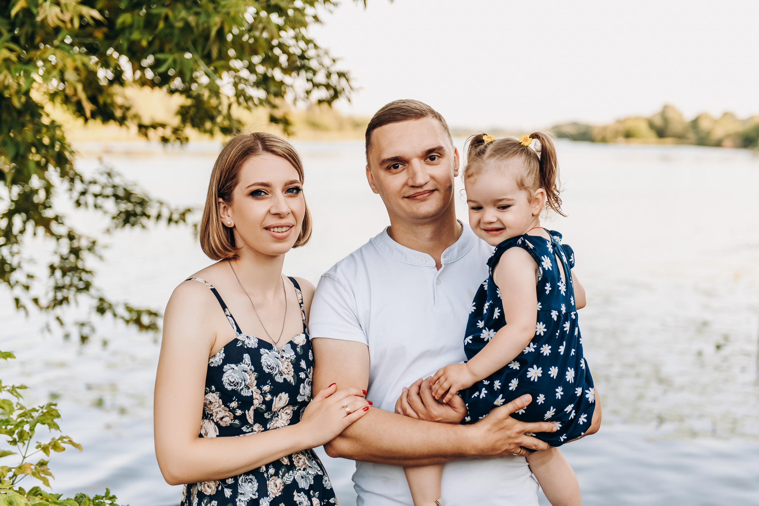 Надія сім"я. Весільний та сімейний фотограф Україна