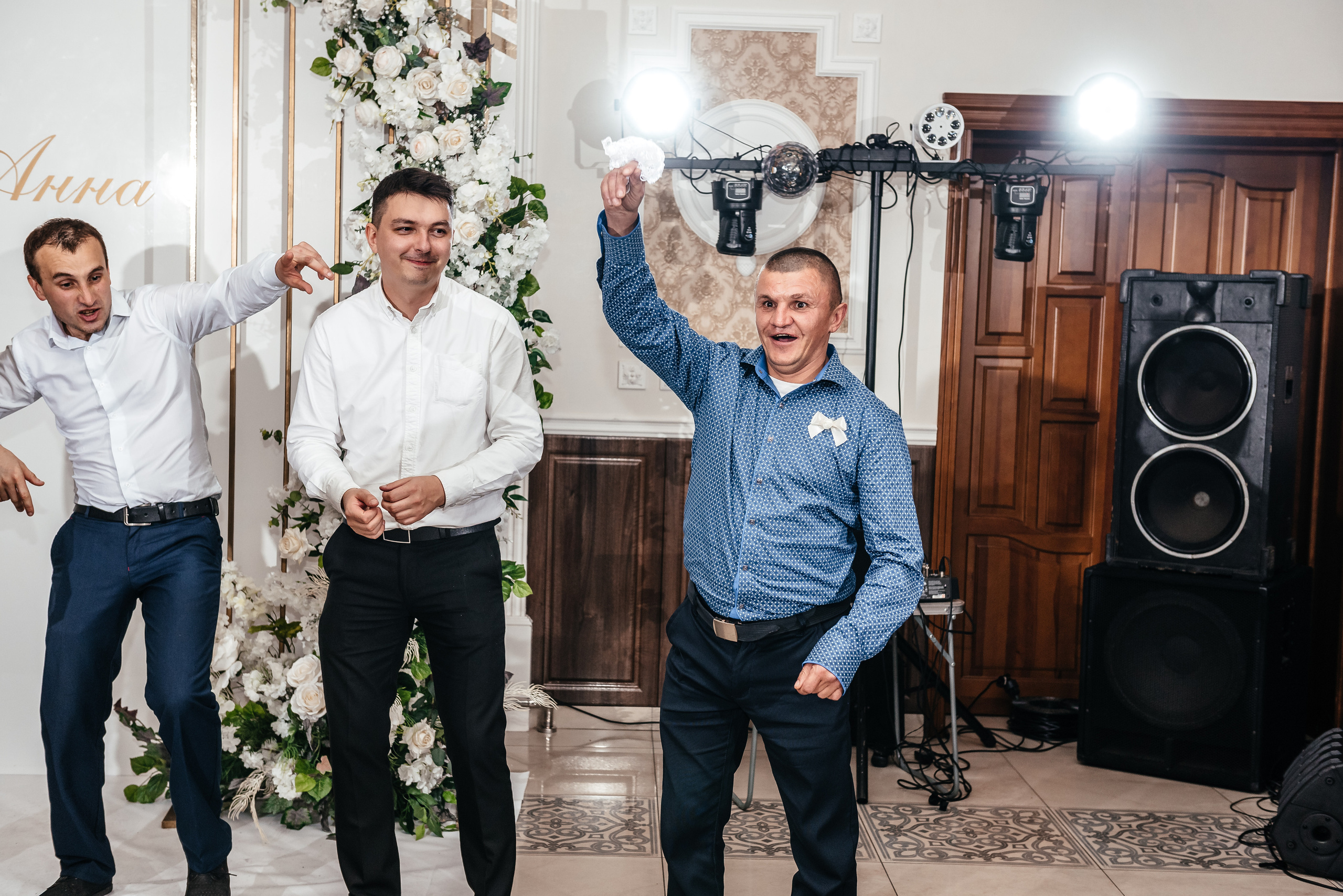 Аня та Кирил весілля. Весільний та сімейний фотограф Україна