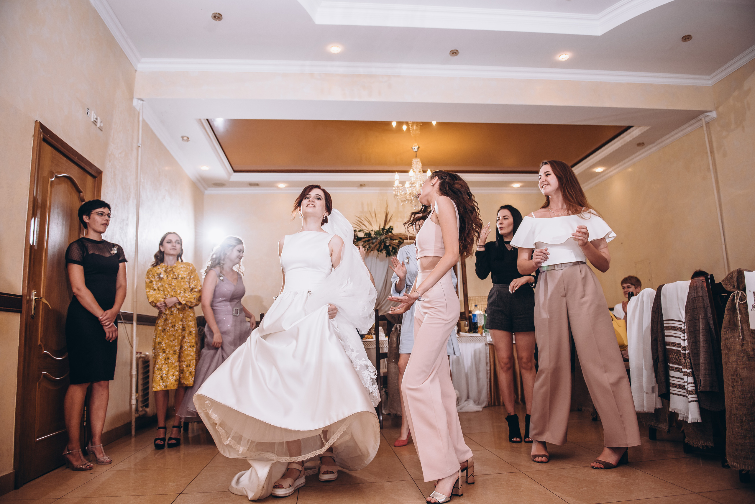 Весілля Юліі та Вови. Весільний та сімейний фотограф Україна