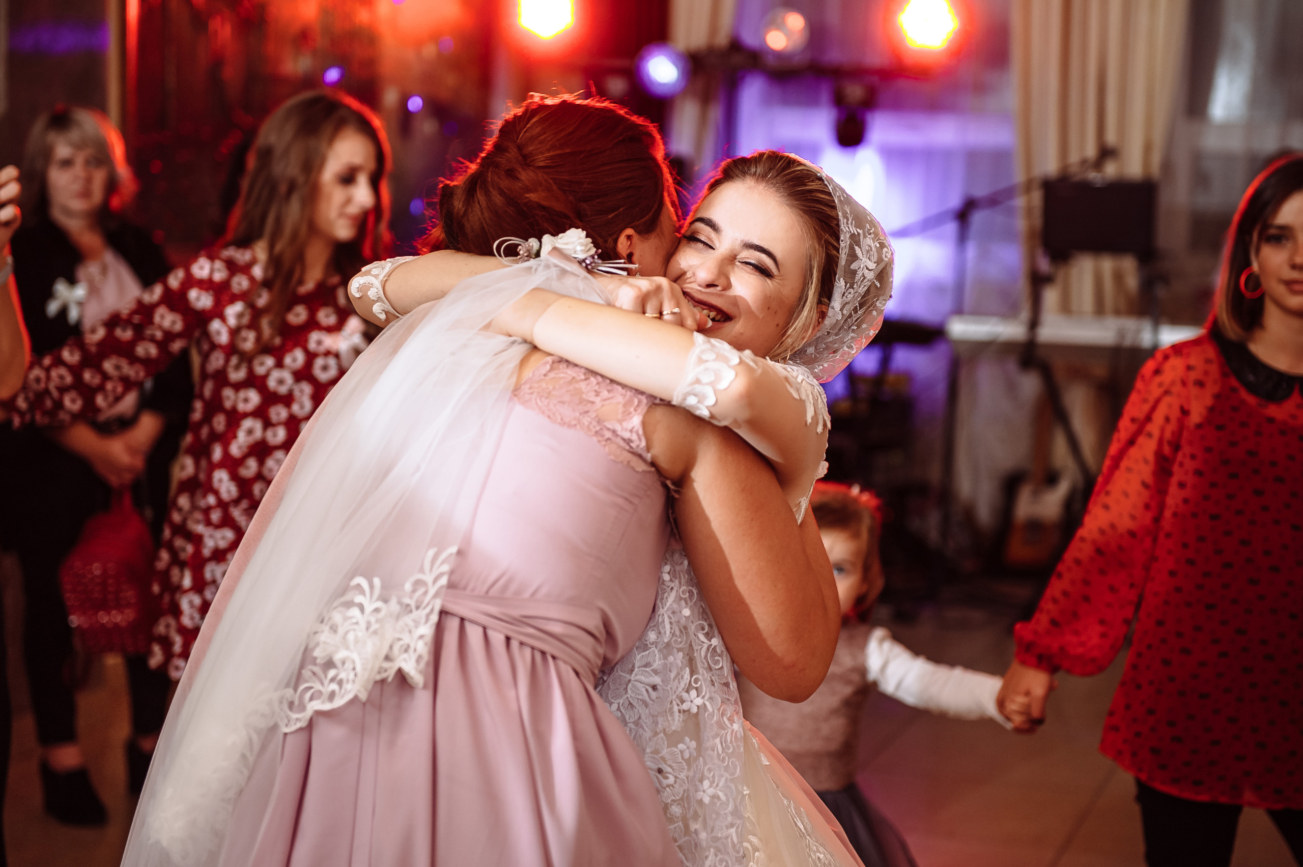 Весільна фотосесія. Весільний та сімейний фотограф Україна