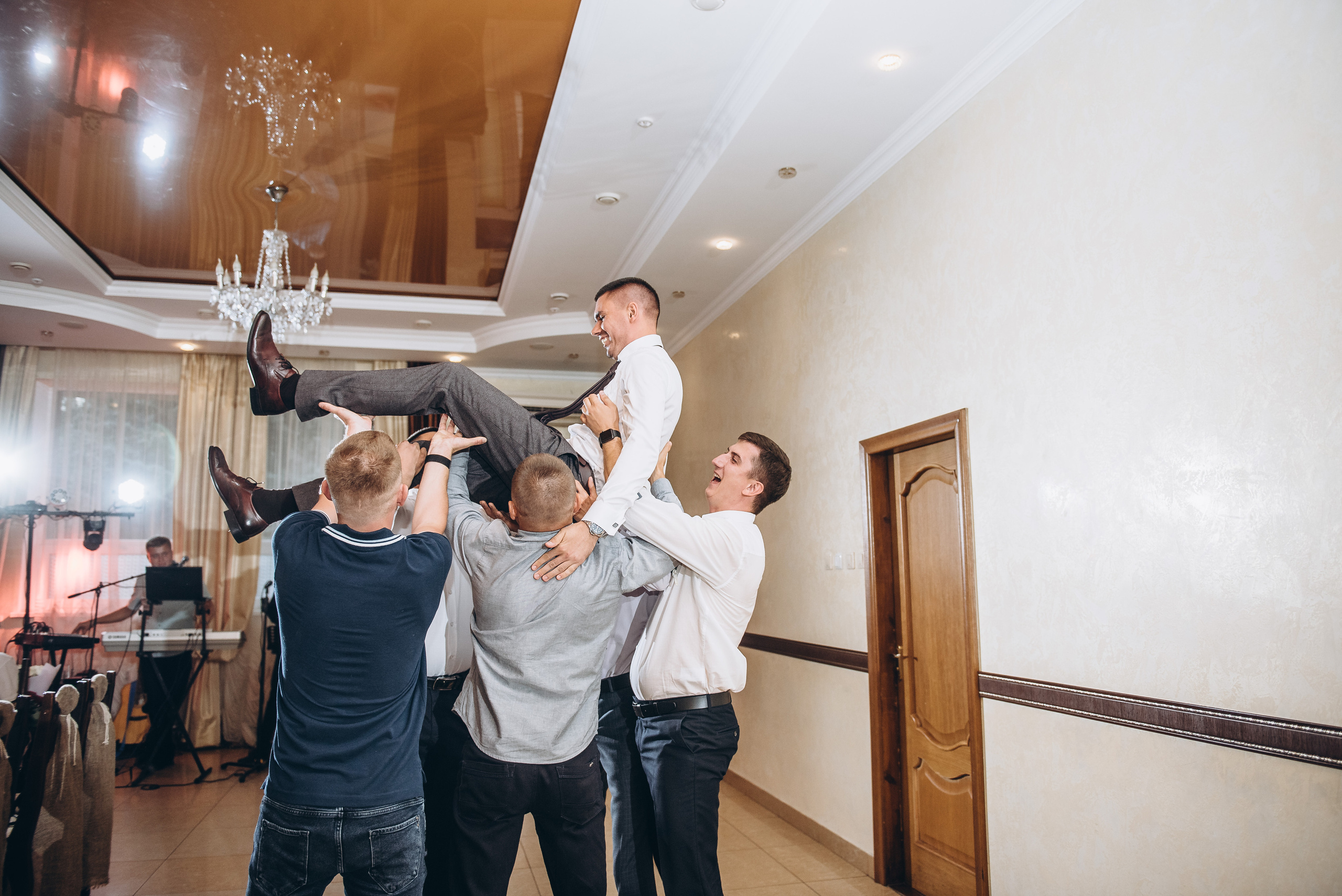 Весілля Юліі та Вови. Весільний та сімейний фотограф Україна