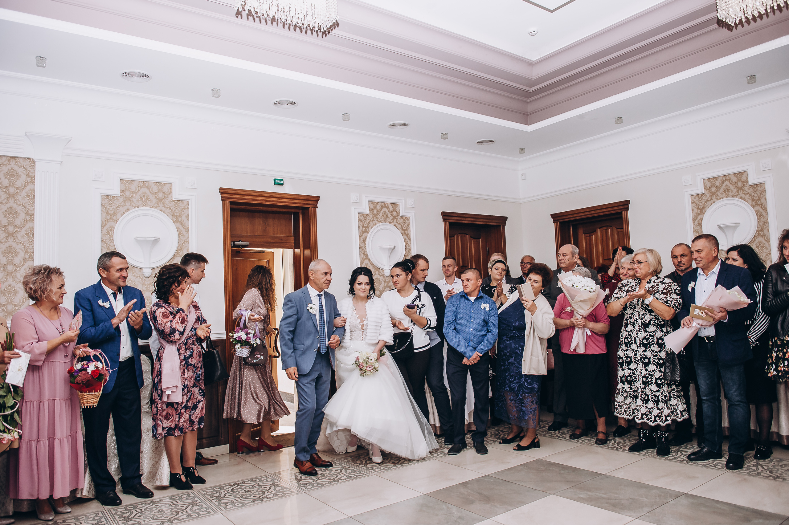 Аня та Кирил весілля. Весільний та сімейний фотограф Україна