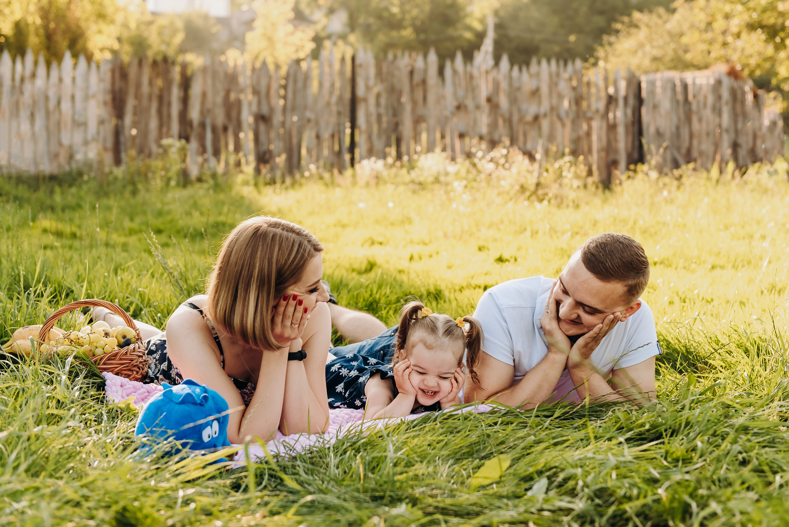 Надія сім"я. Весільний та сімейний фотограф Україна