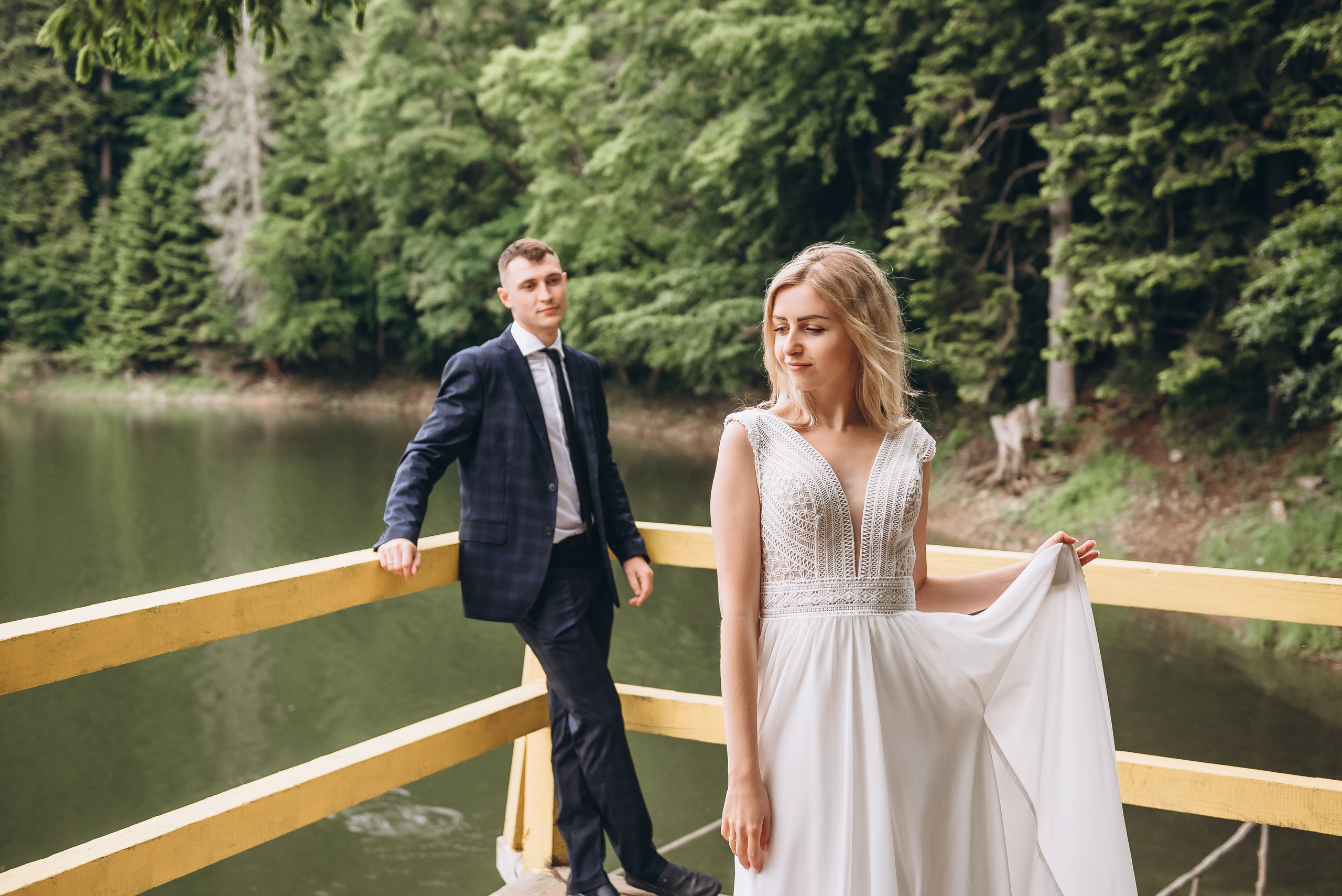 Історія кохання Ані та Максима озеро Синевір. Весільний та сімейний фотограф Україна