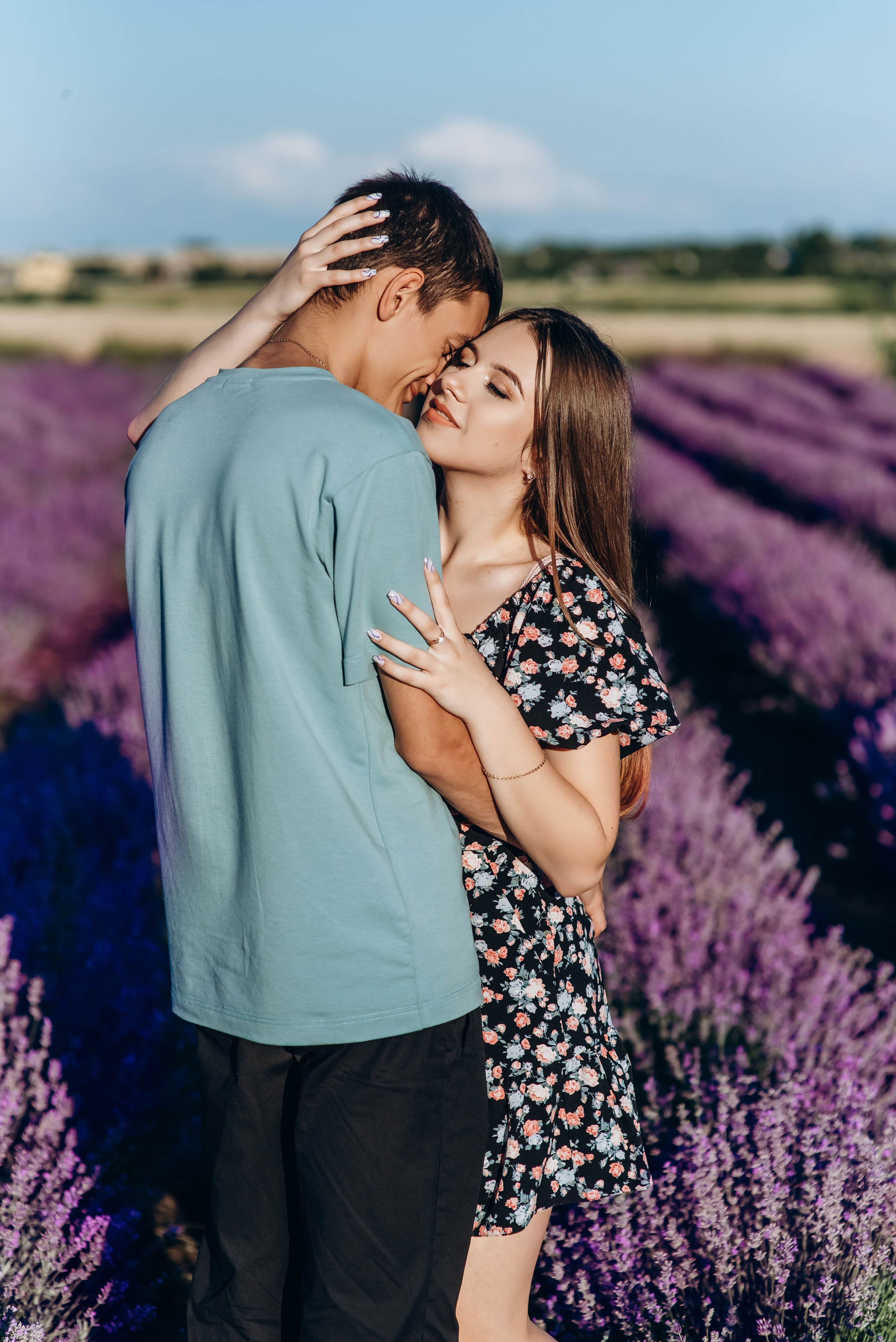 Таня і Діма лаванда. Весільний та сімейний фотограф Україна