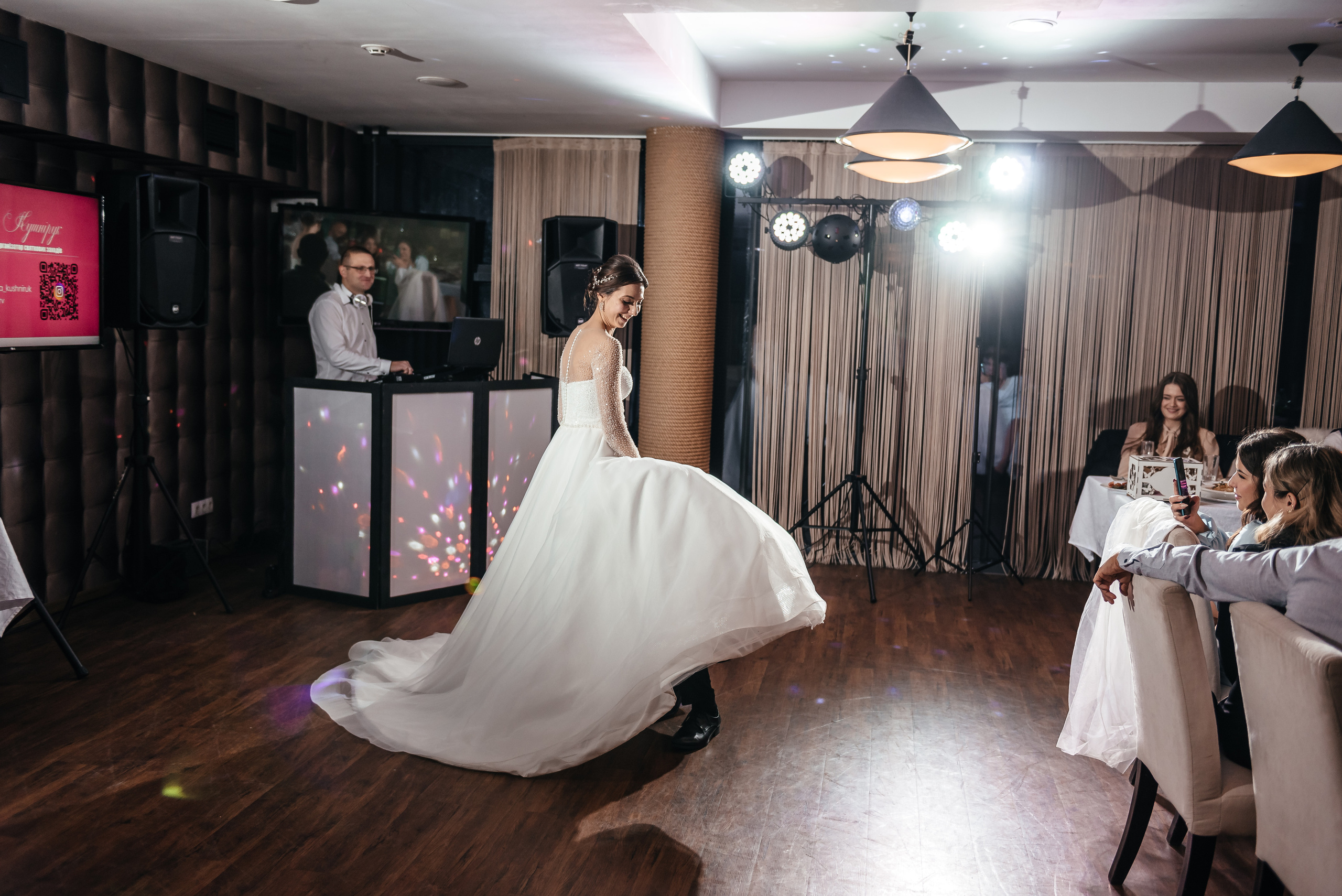 Юлія та Сергій (анонс). Весільний та сімейний фотограф Україна