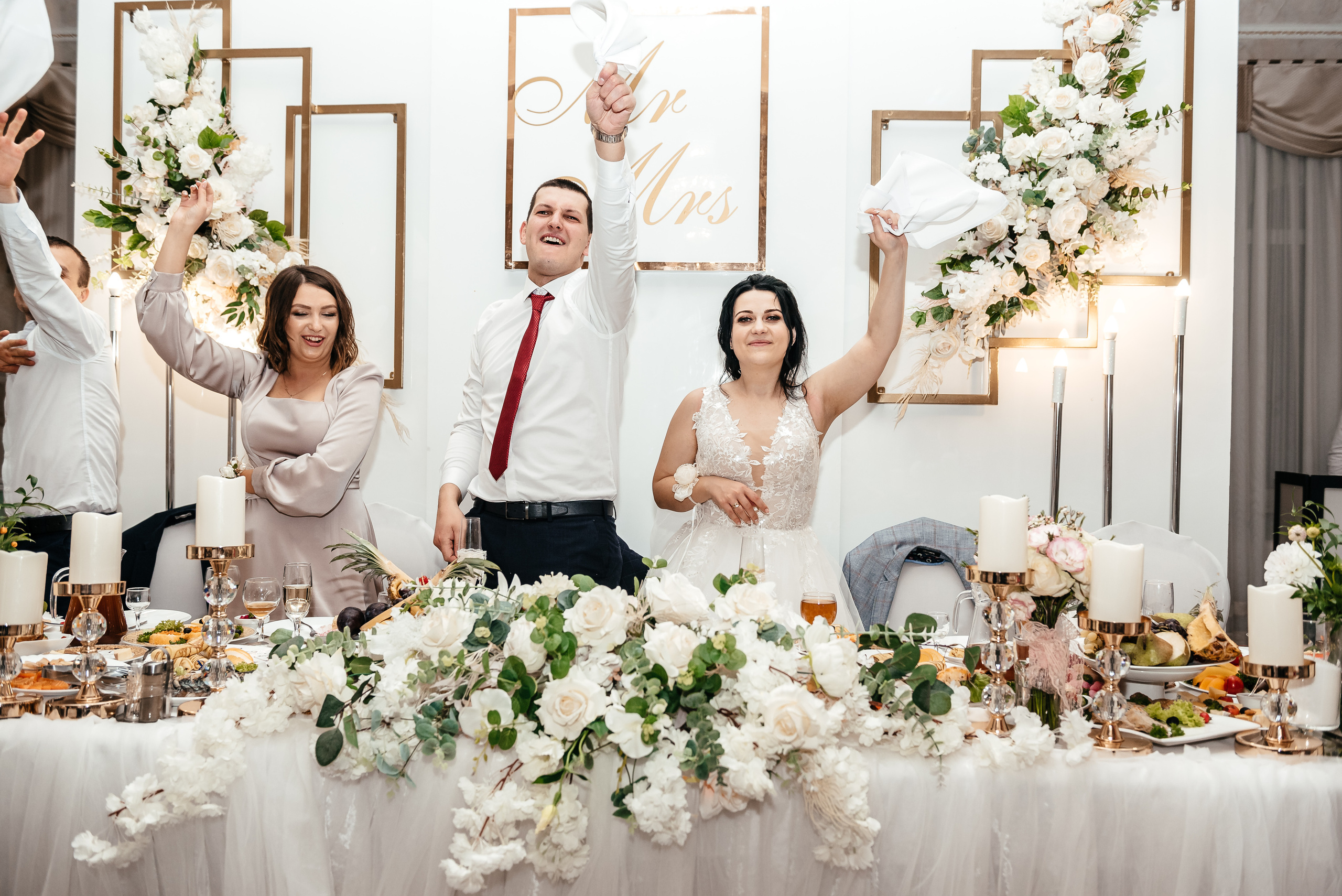 Аня та Кирил весілля. Весільний та сімейний фотограф Україна