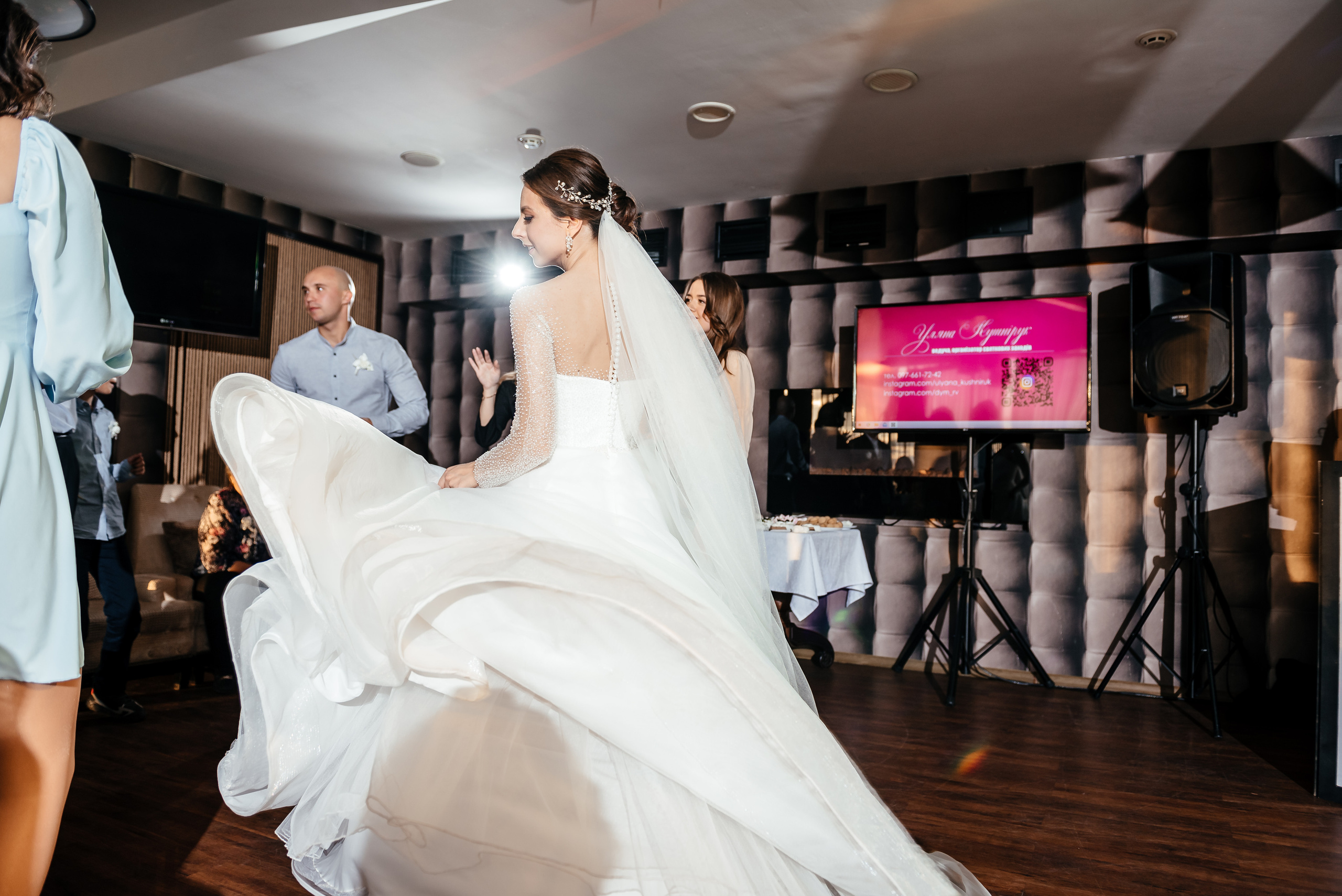 Юлія та Сергій (анонс). Весільний та сімейний фотограф Україна