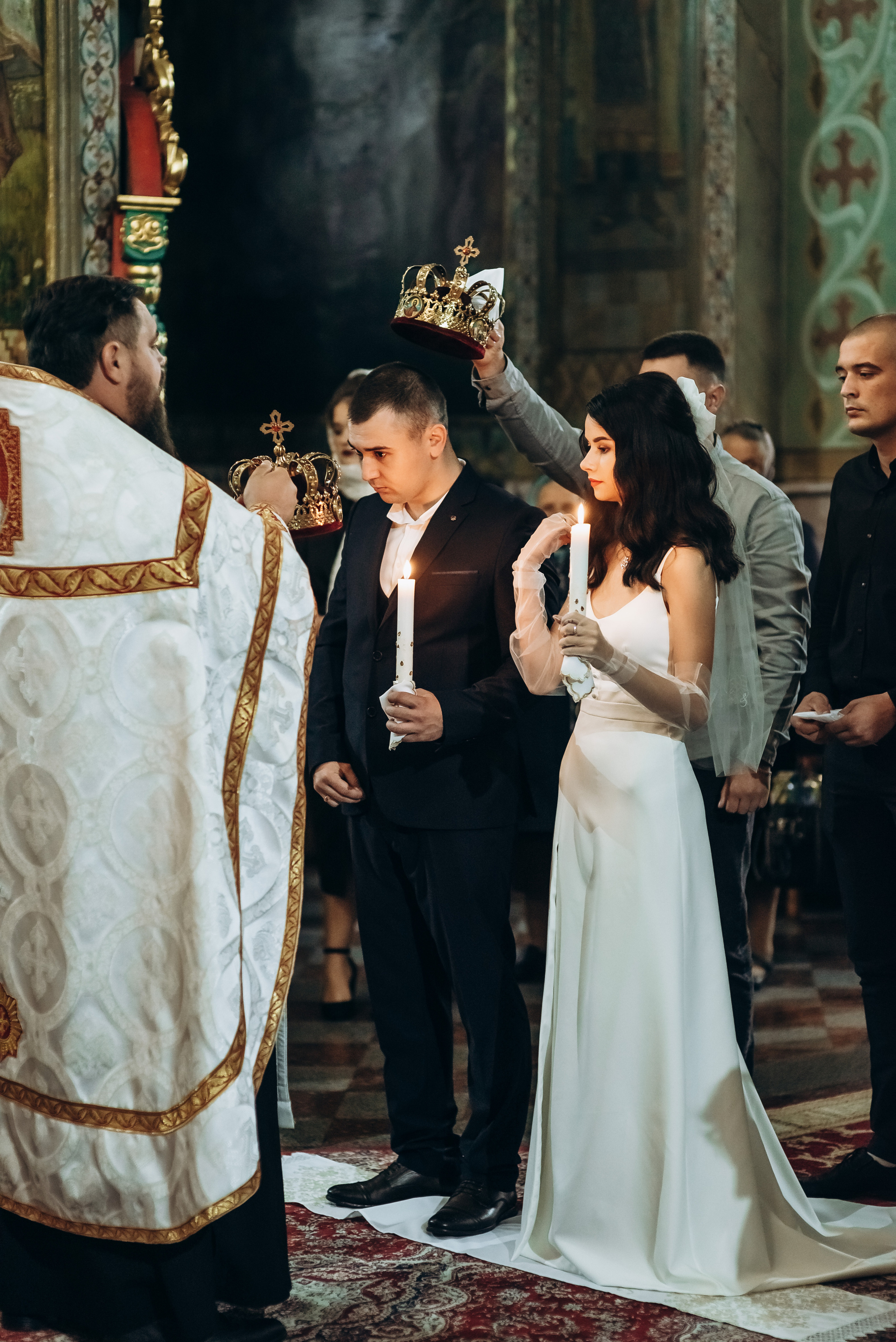 Вінчання Вікторіі та Валерія. Весільний та сімейний фотограф Україна