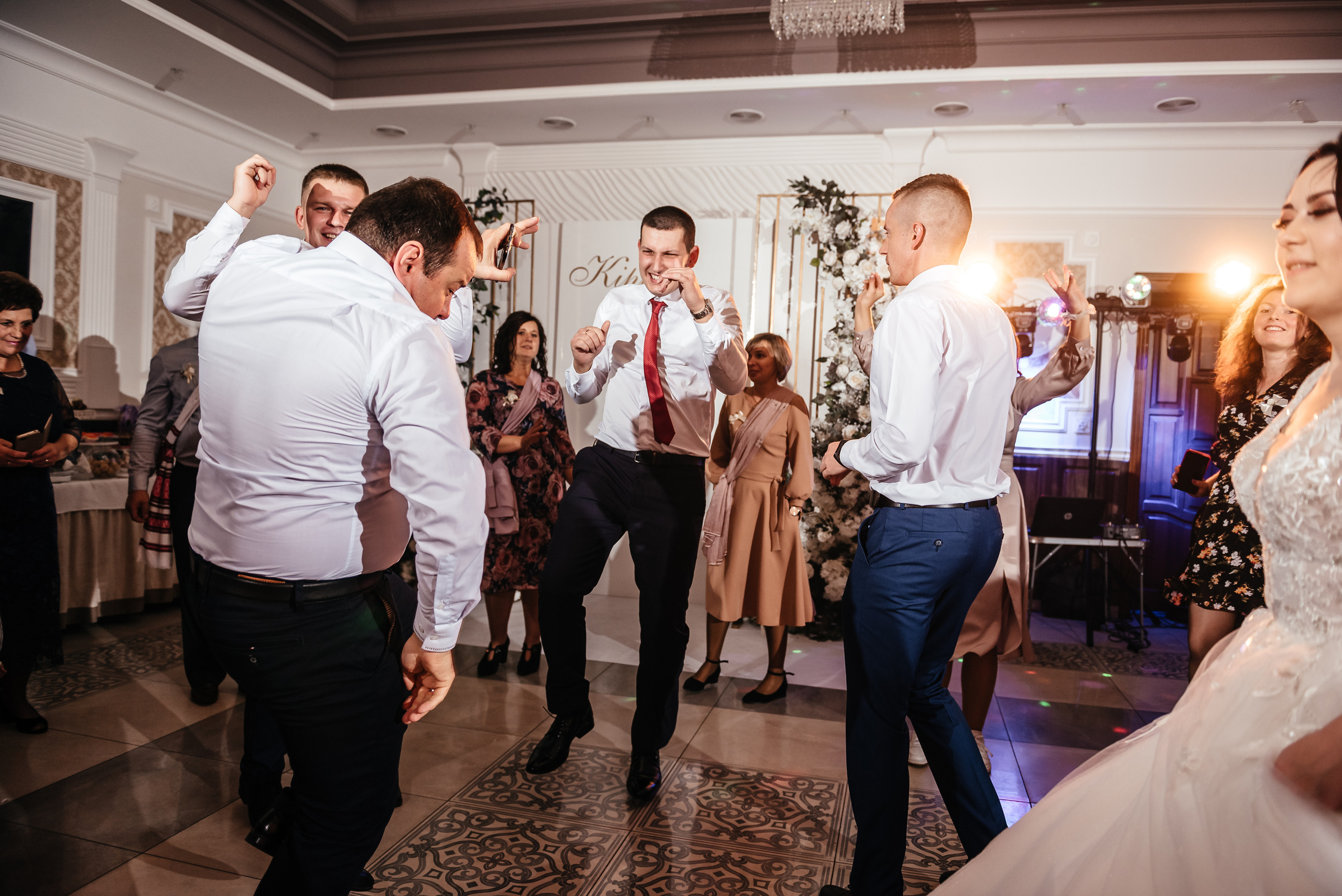 Аня та Кирил весілля. Весільний та сімейний фотограф Україна