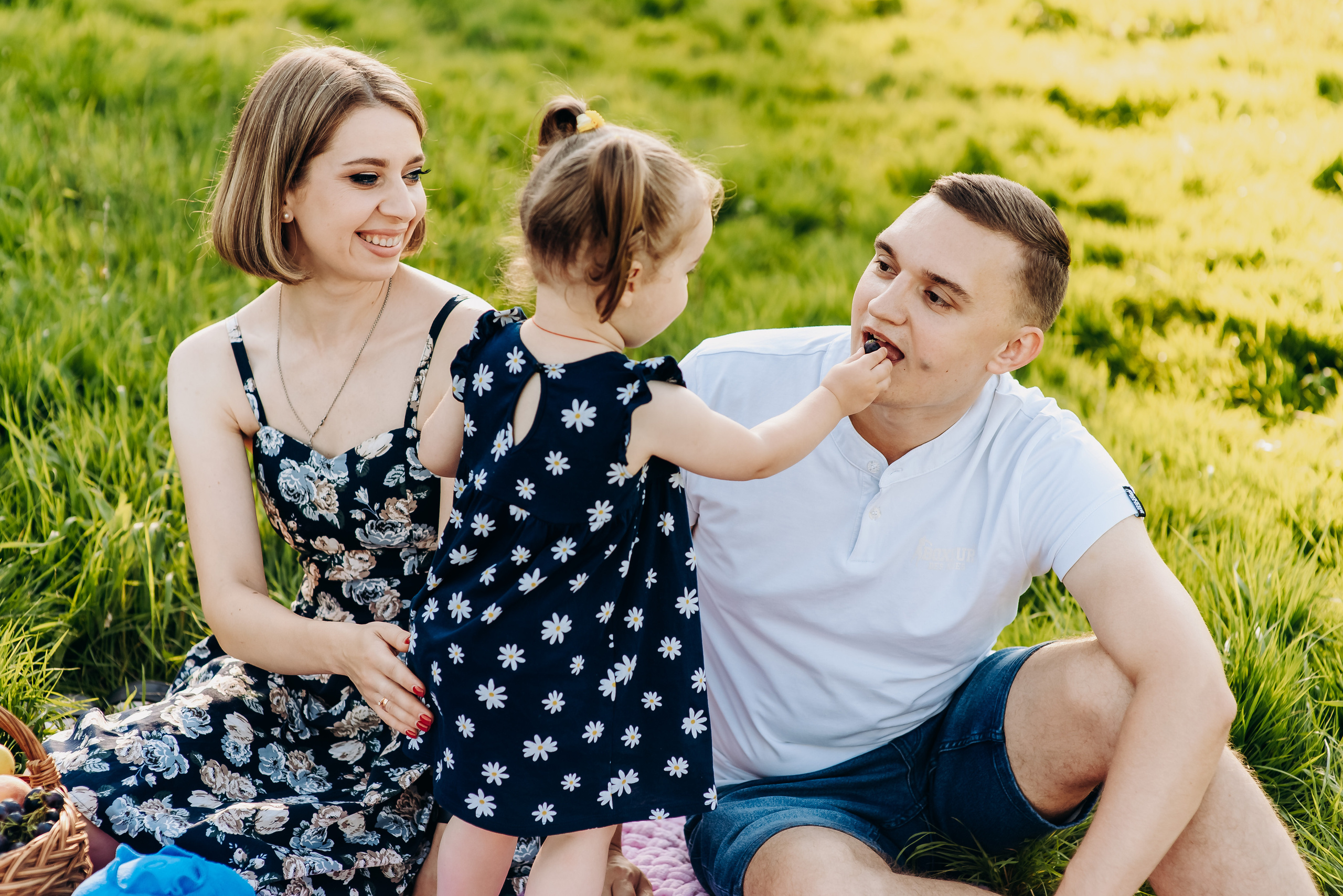 Надія сім"я. Весільний та сімейний фотограф Україна