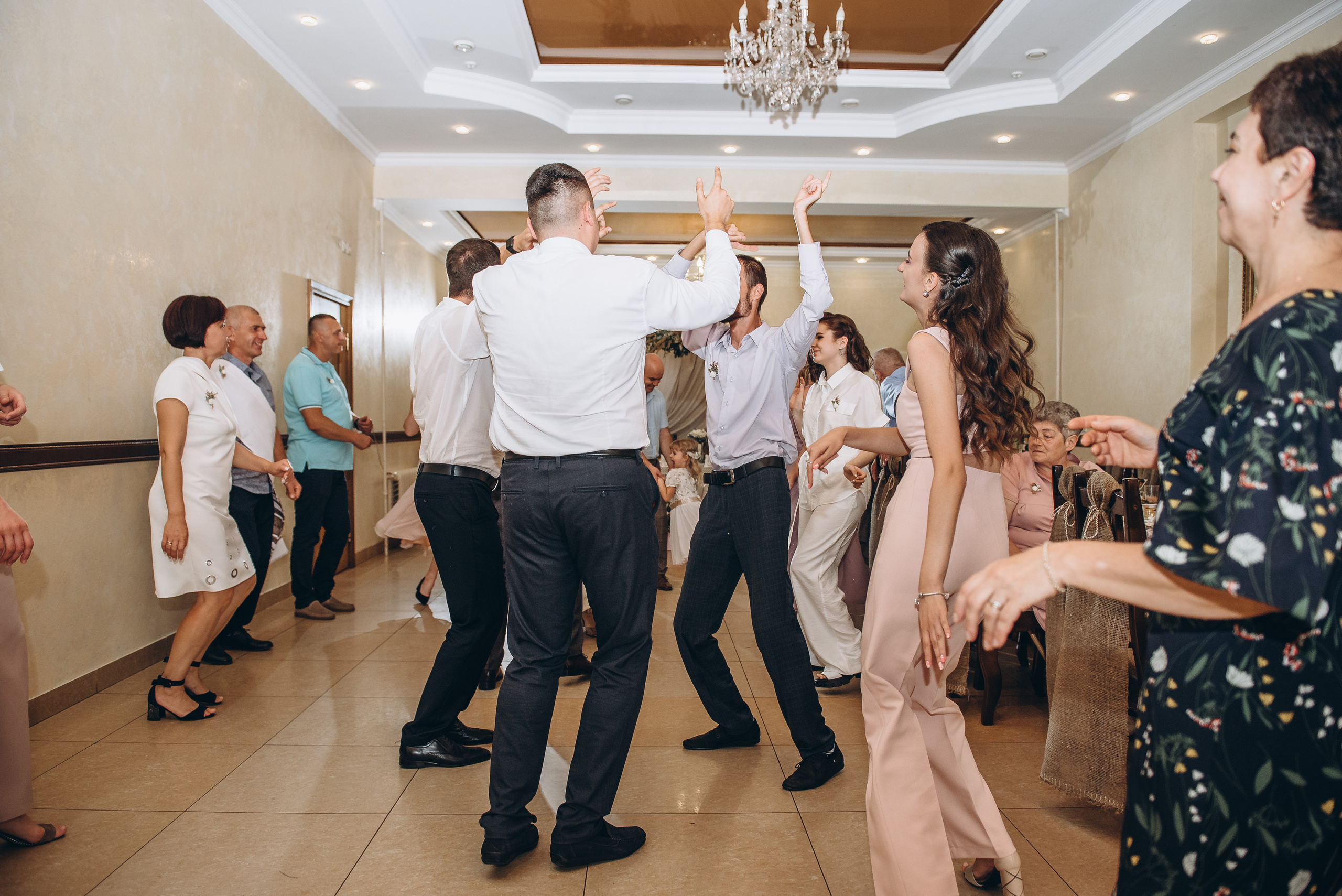 Весілля Юліі та Вови. Весільний та сімейний фотограф Україна