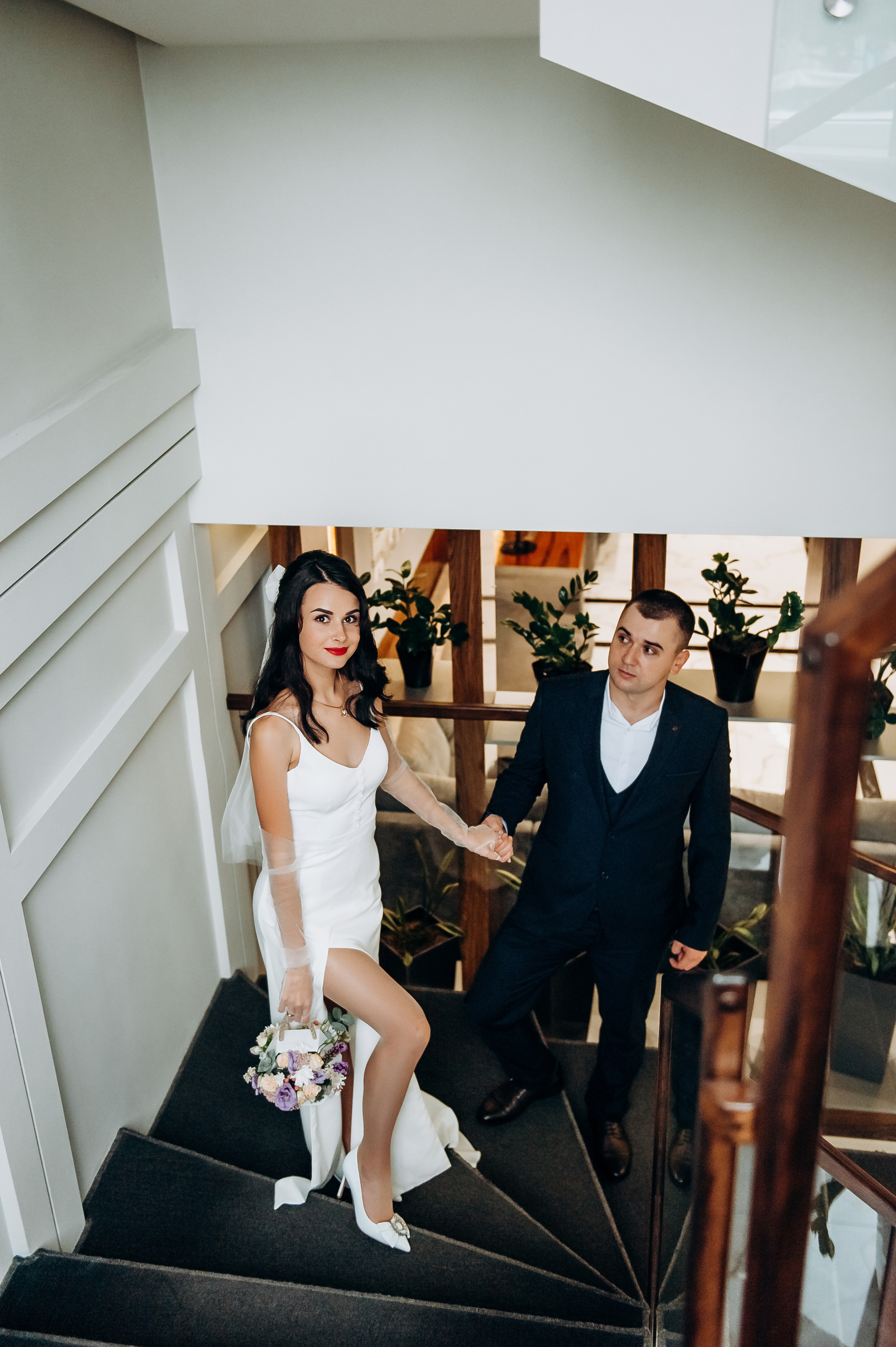 Вінчання Вікторіі та Валерія. Весільний та сімейний фотограф Україна