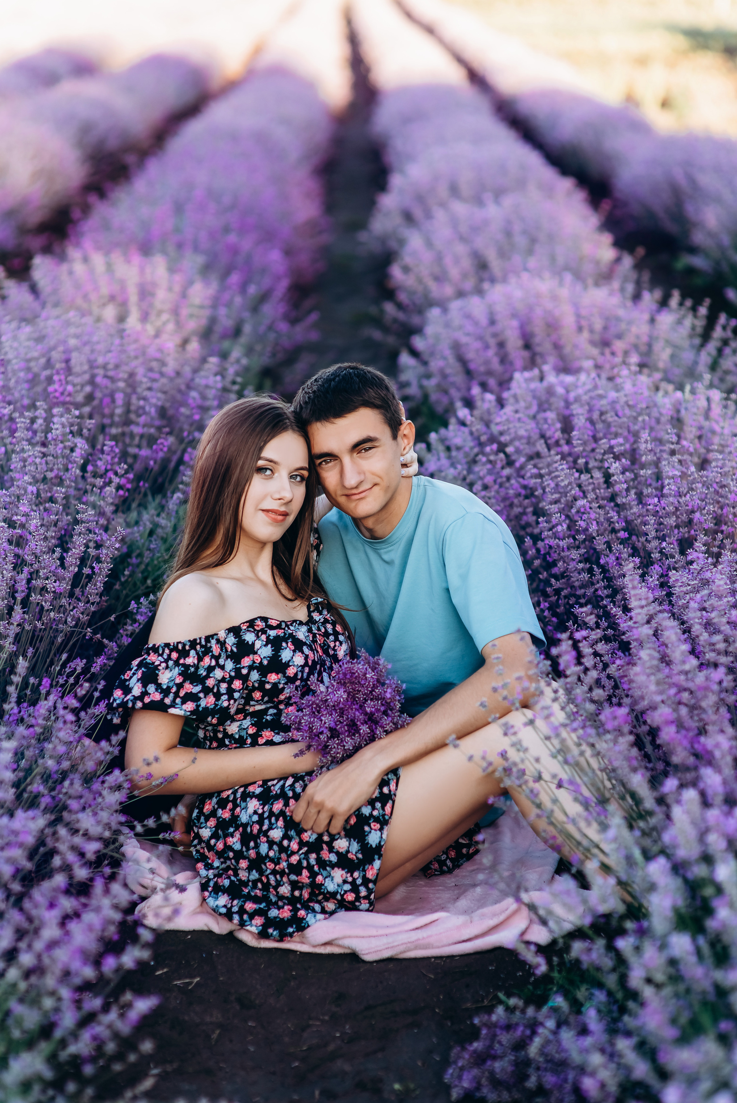 Таня і Діма лаванда. Весільний та сімейний фотограф Україна