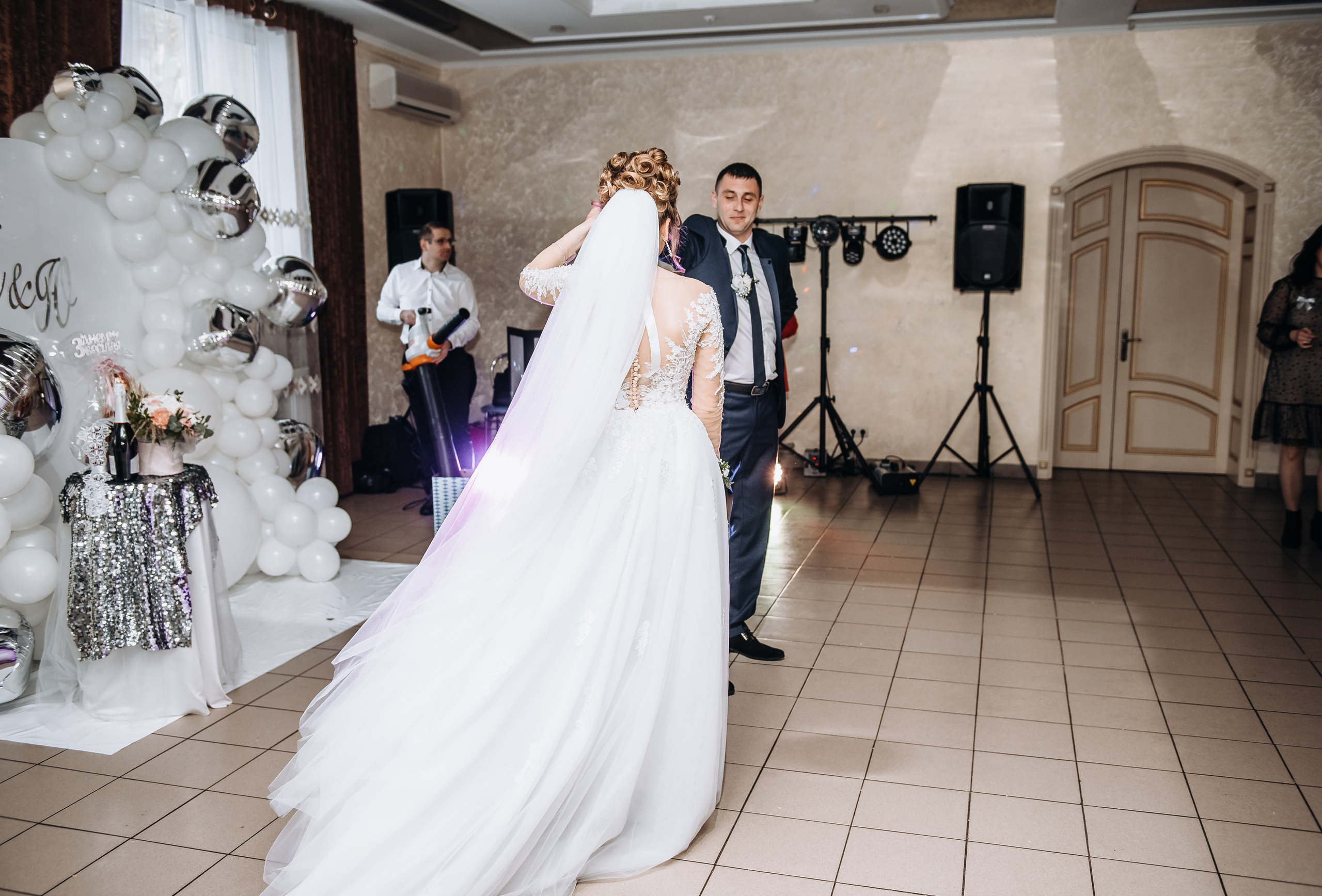 Весільна фотосесія. Весільний та сімейний фотограф Україна