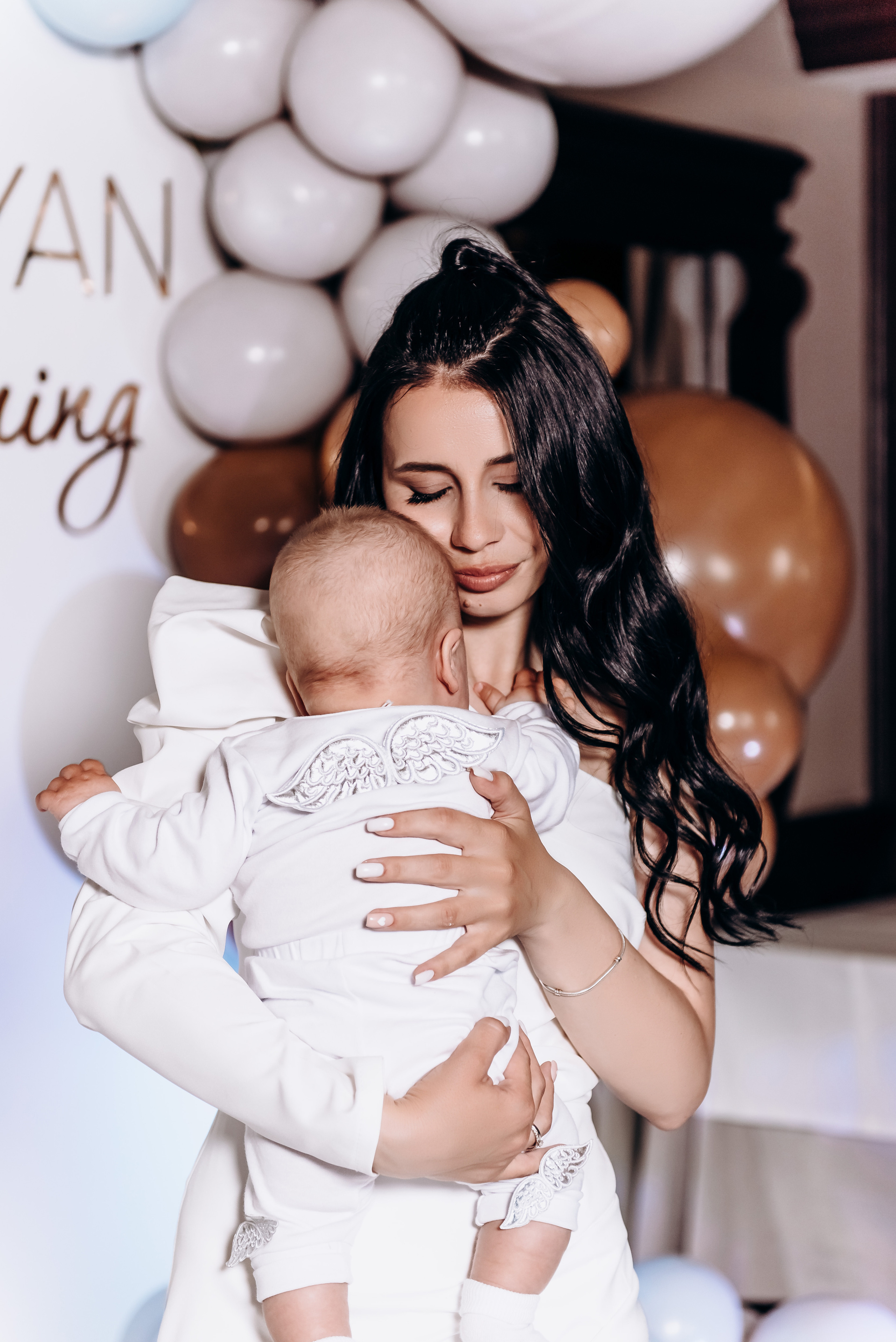 Хрещення Дем"яна. Весільний та сімейний фотограф Україна