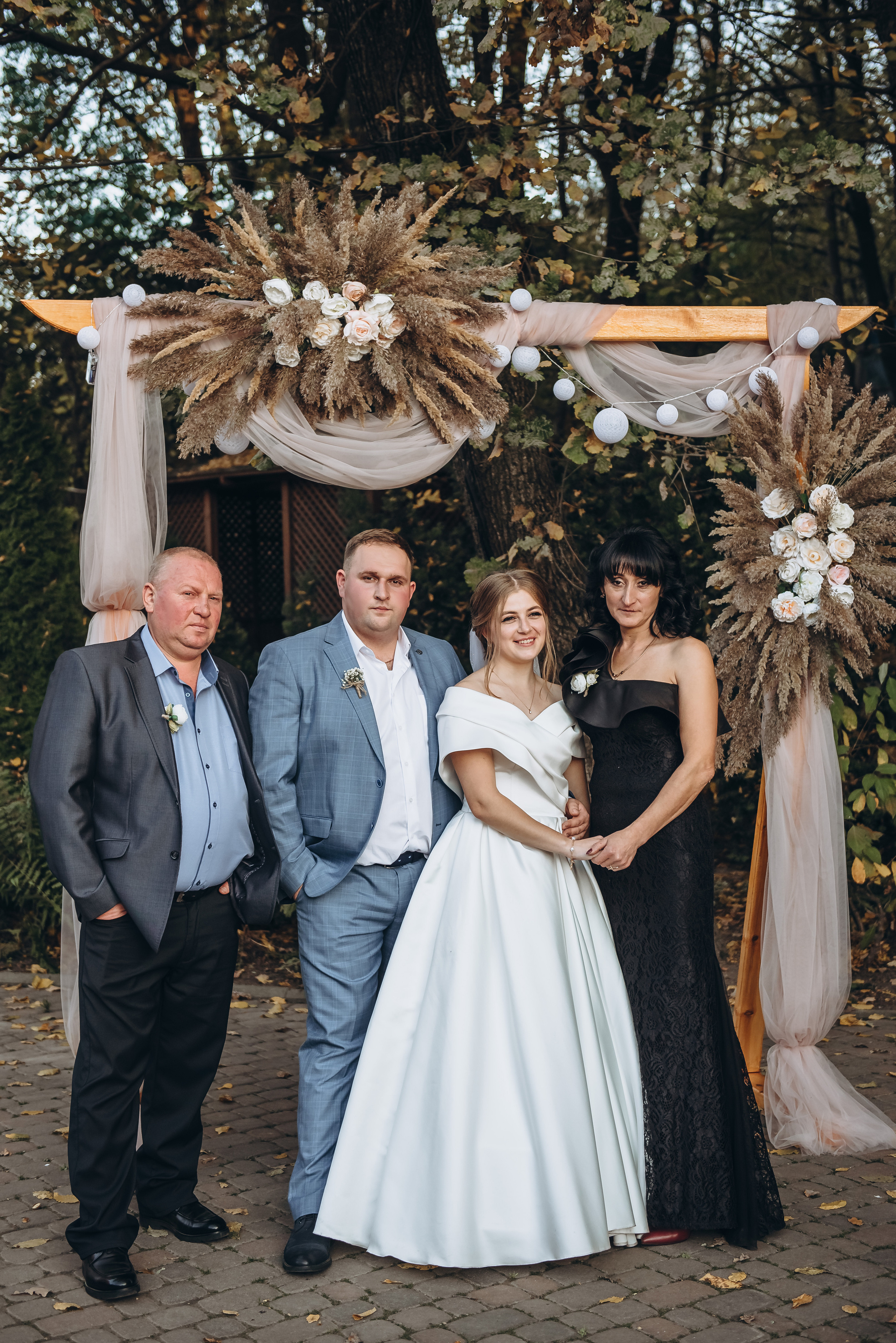 Мар*яна та Віталій (анонс). Весільний та сімейний фотограф Україна