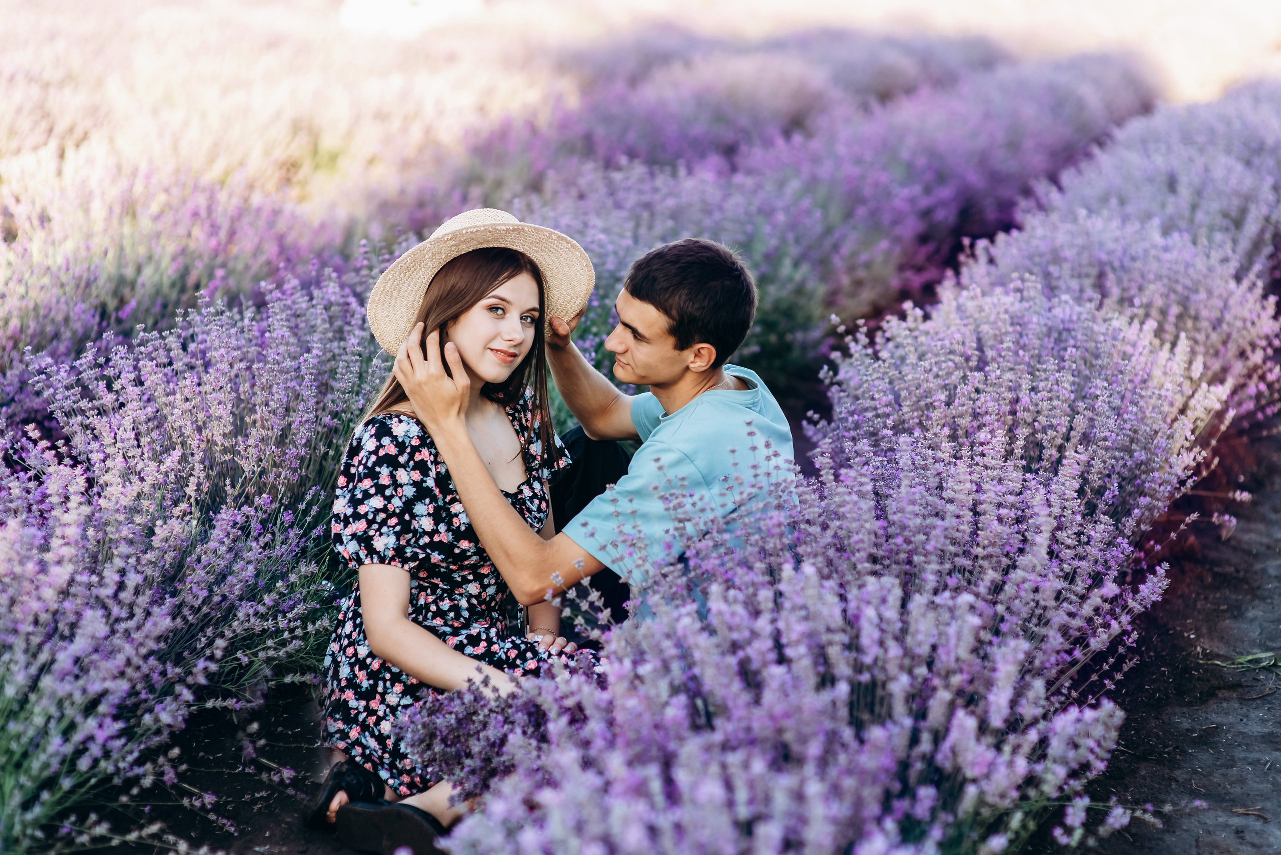 Таня і Діма лаванда. Весільний та сімейний фотограф Україна