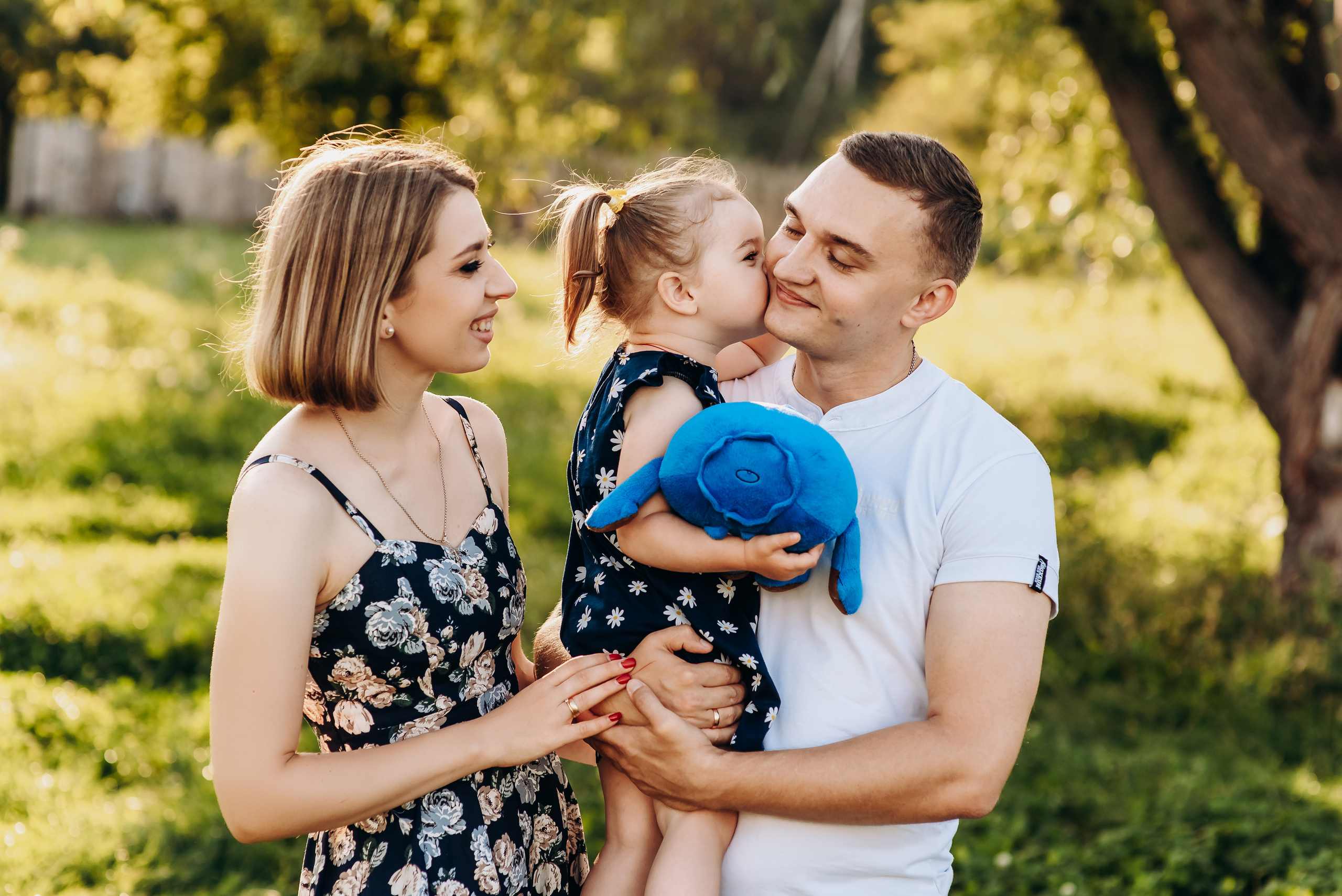 Надія сім"я. Весільний та сімейний фотограф Україна