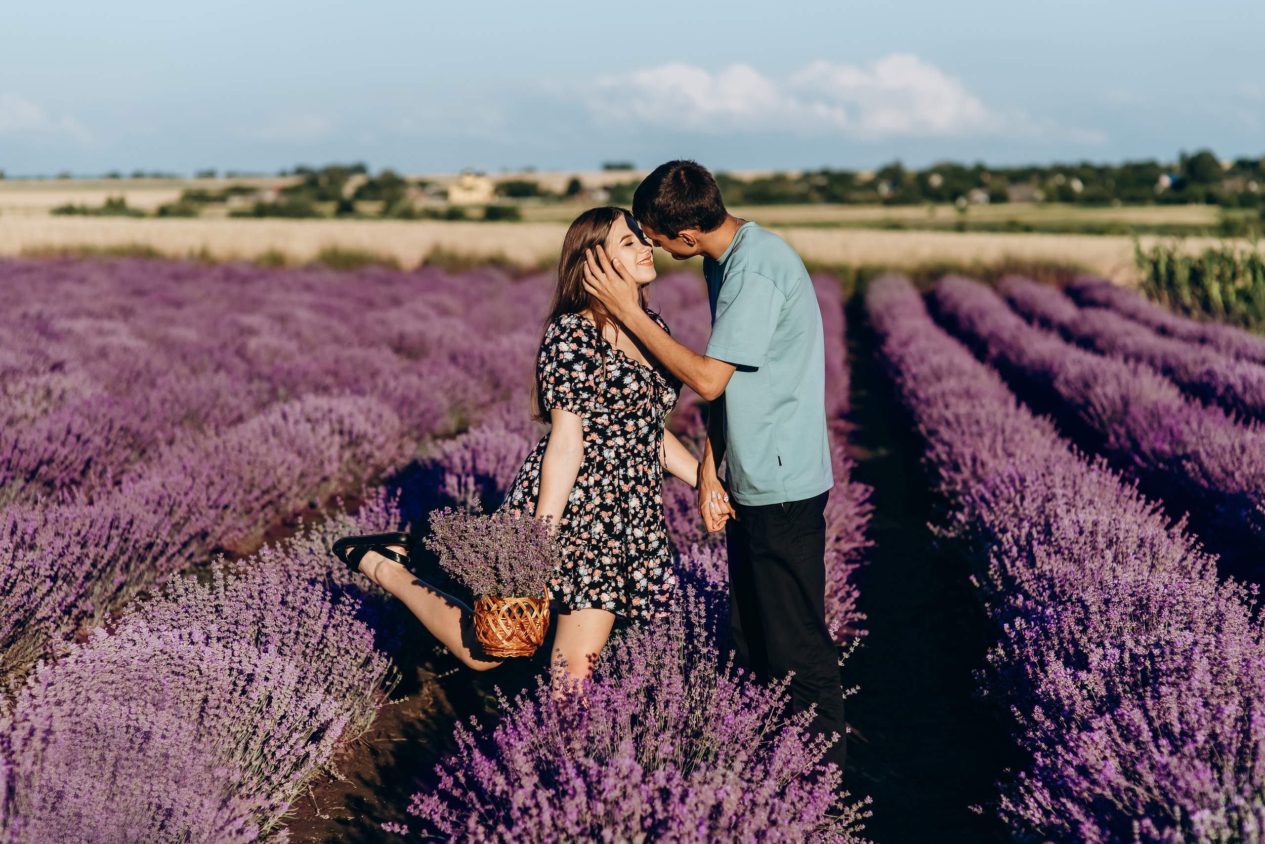 Таня і Діма лаванда. Весільний та сімейний фотограф Україна