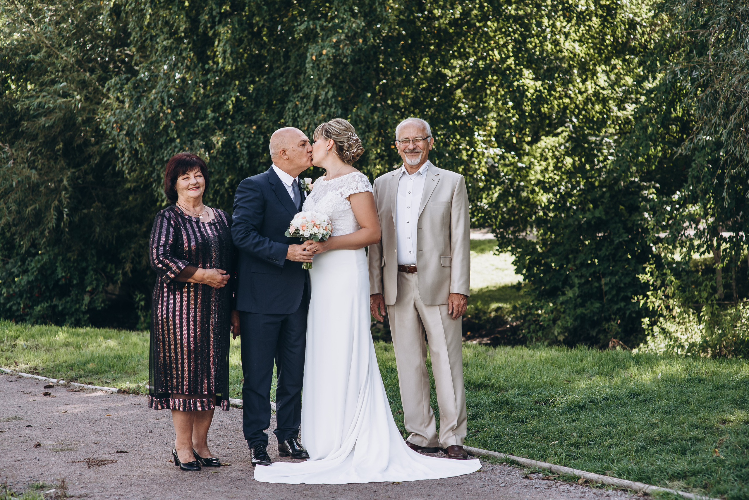 Люда та Маріо. Весільний та сімейний фотограф Україна