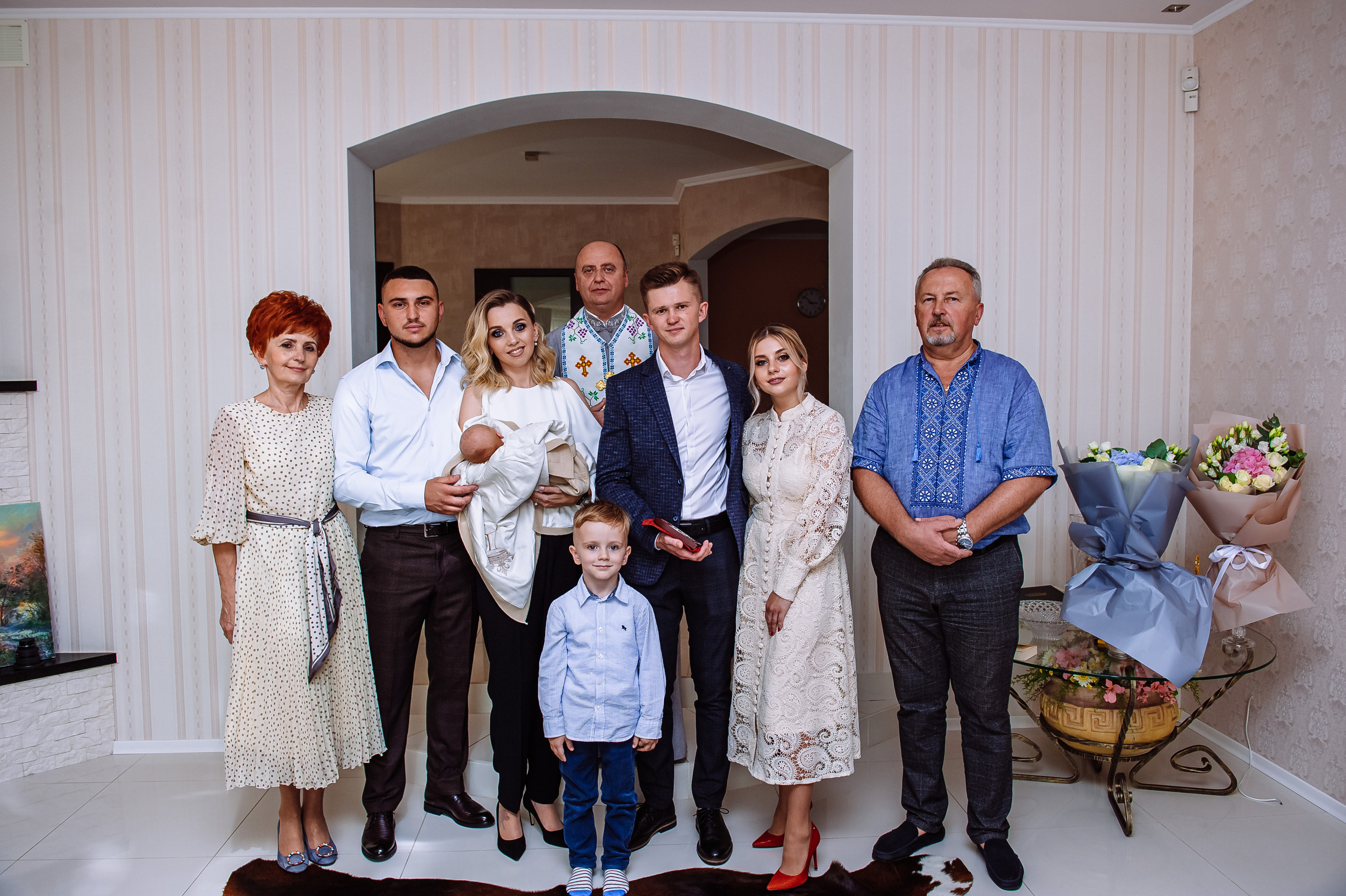 Таінство хрещення. Весільний та сімейний фотограф Україна