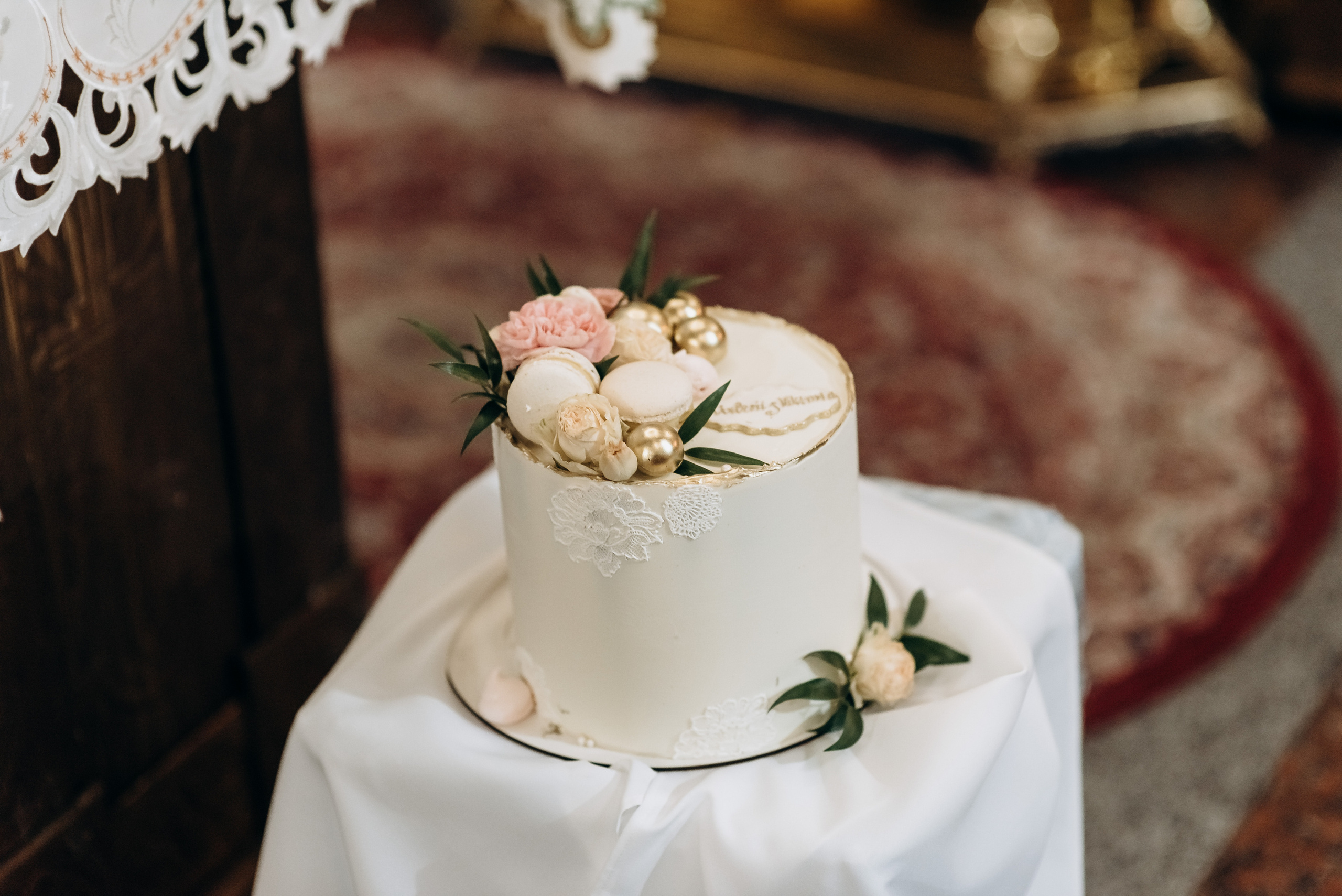 Вінчання Вікторіі та Валерія. Весільний та сімейний фотограф Україна