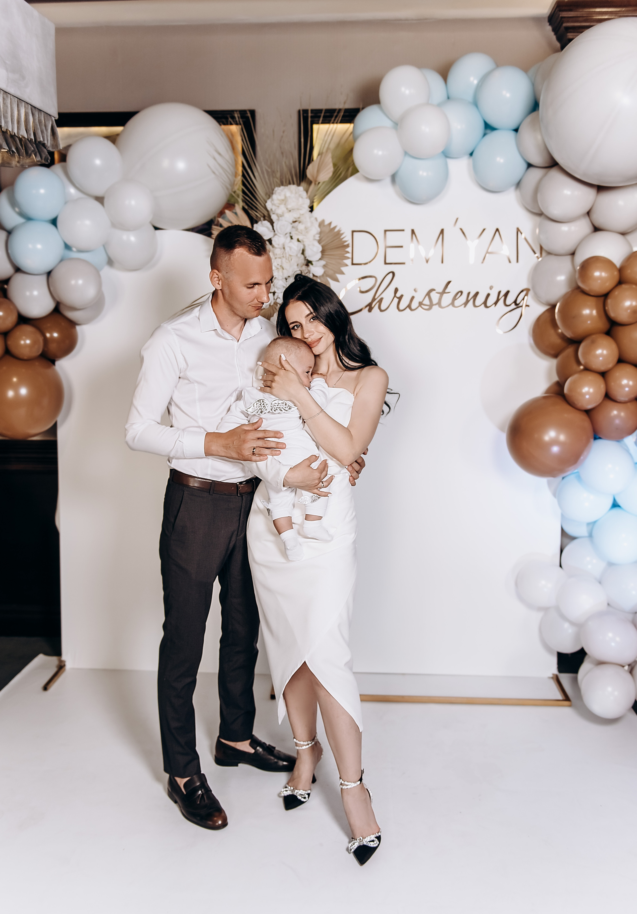 Хрещення Дем"яна. Весільний та сімейний фотограф Україна