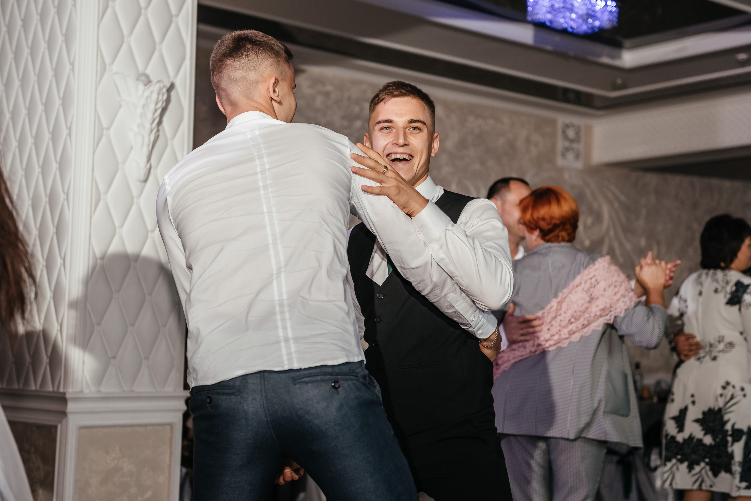 Весілля Тані та Валентина. Весільний та сімейний фотограф Україна